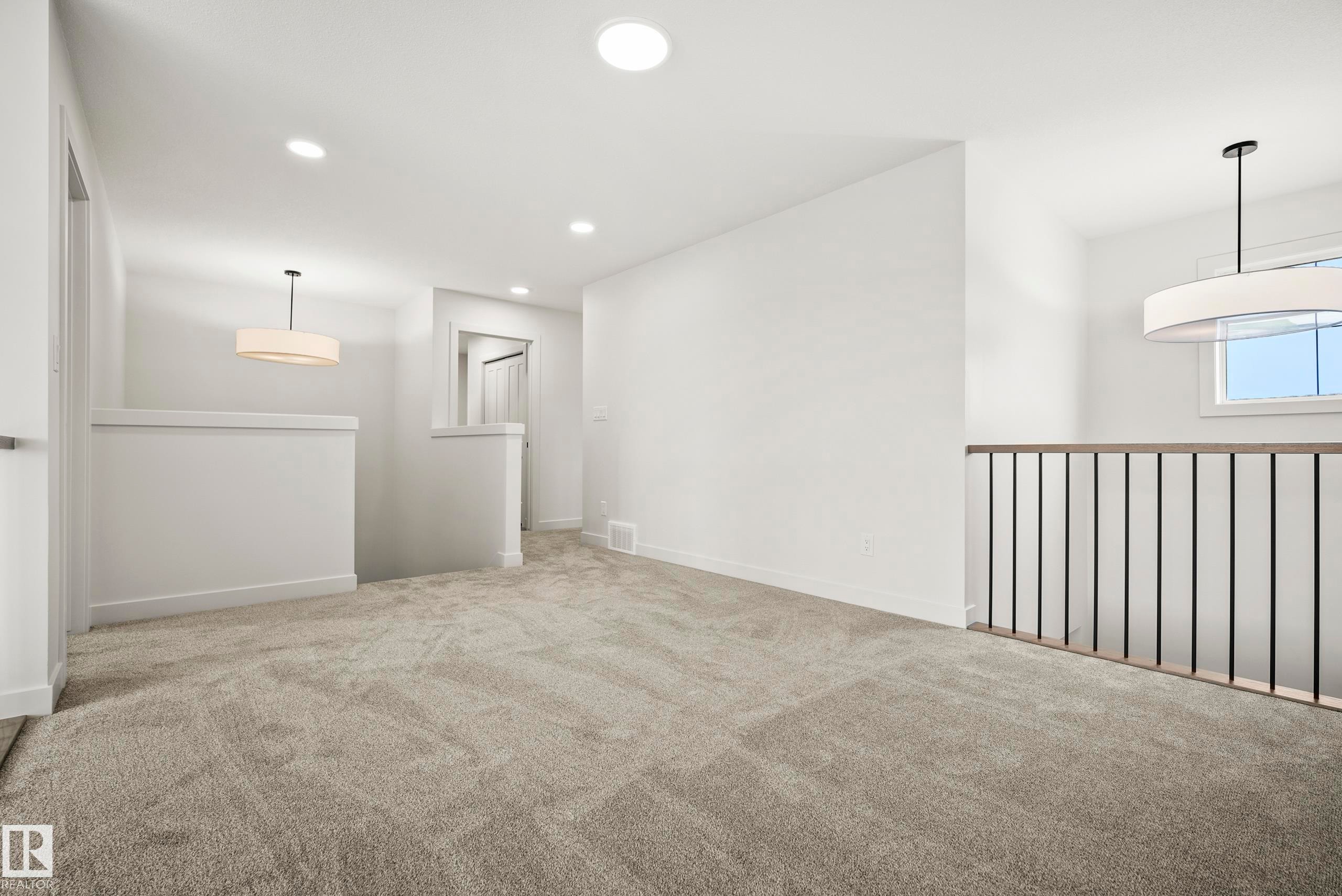 31 Prescott Close, Spruce Grove, AB - Indoor Photo Showing Other Room