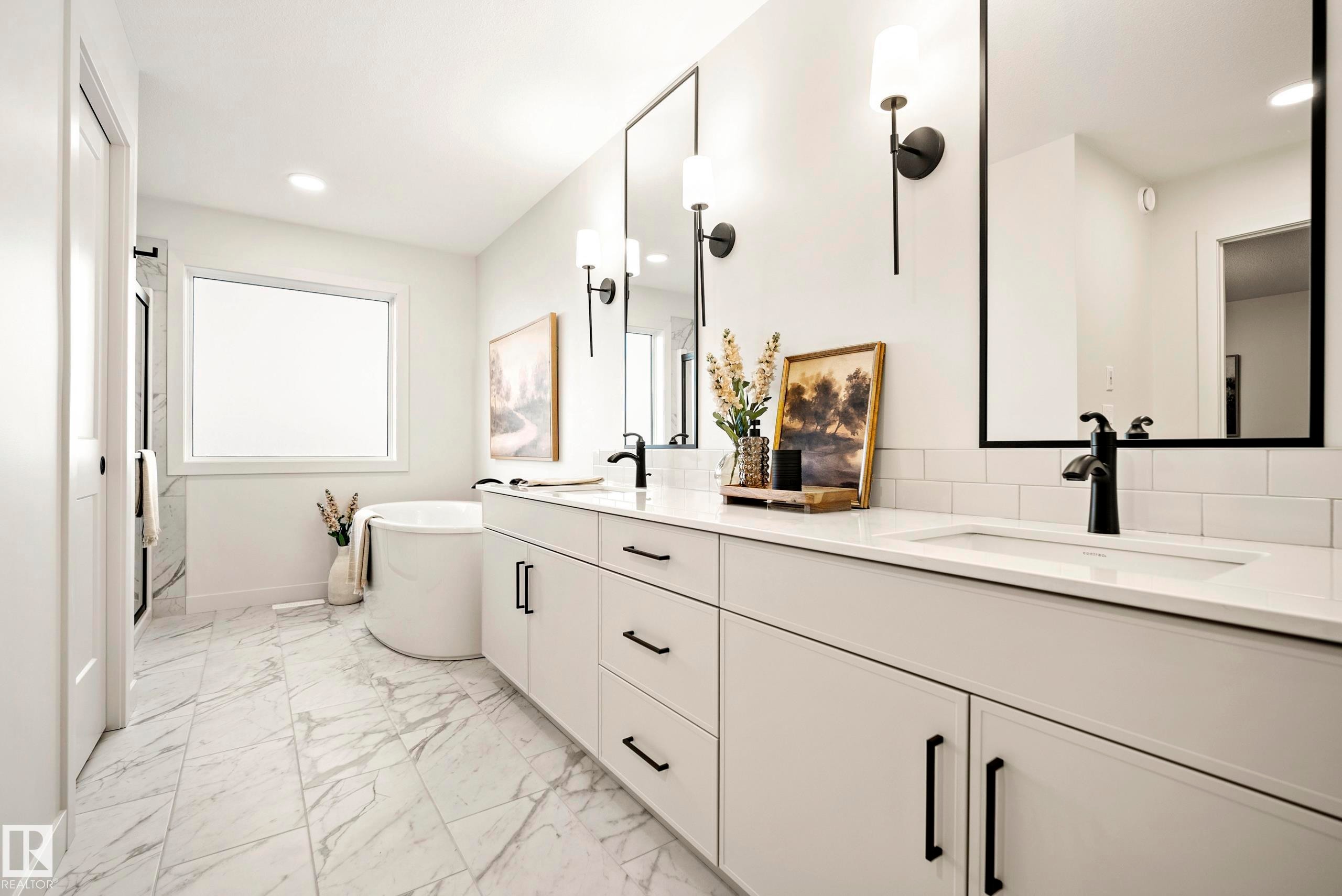 31 Prescott Close, Spruce Grove, AB - Indoor Photo Showing Bathroom