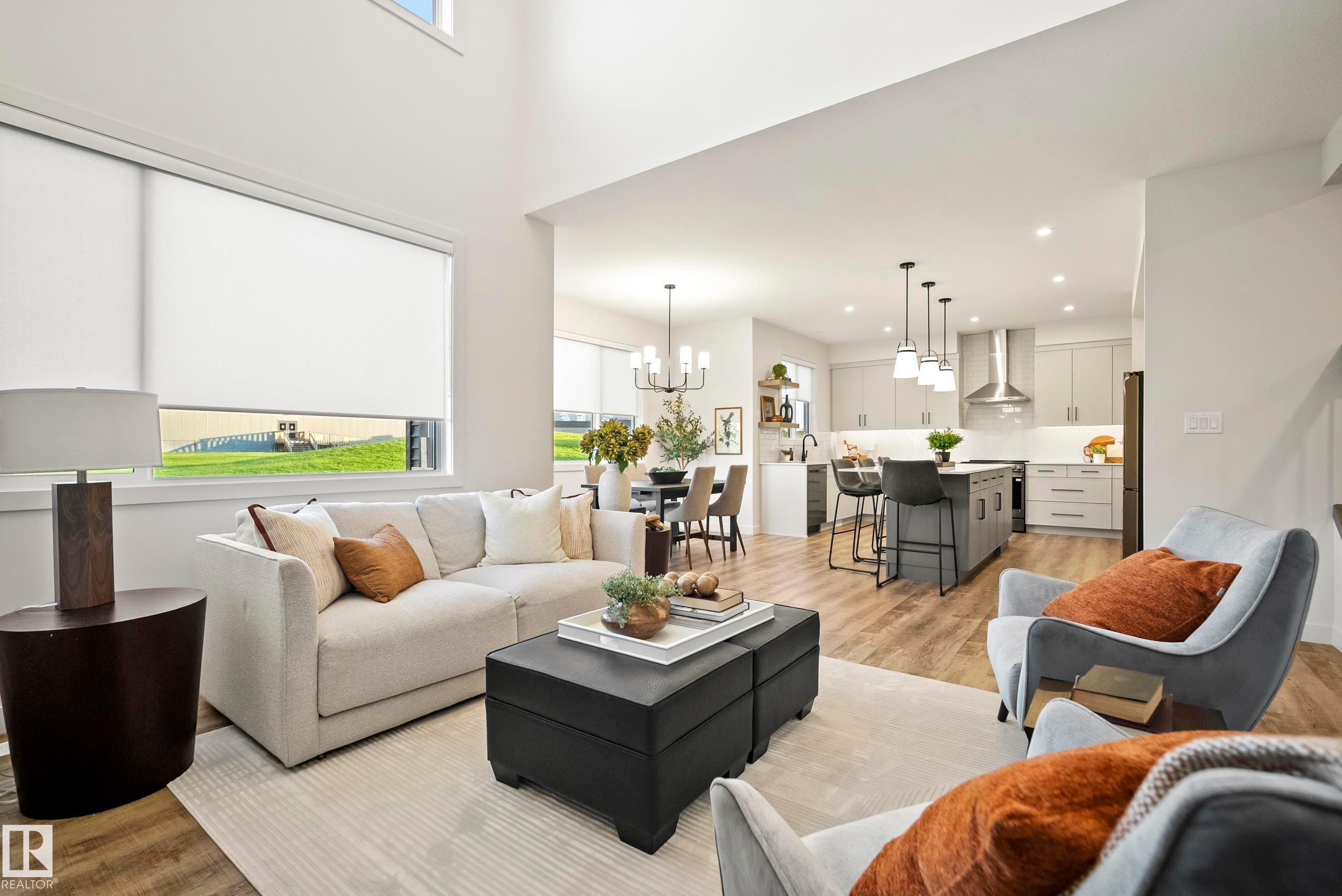 31 Prescott Close, Spruce Grove, AB - Indoor Photo Showing Living Room