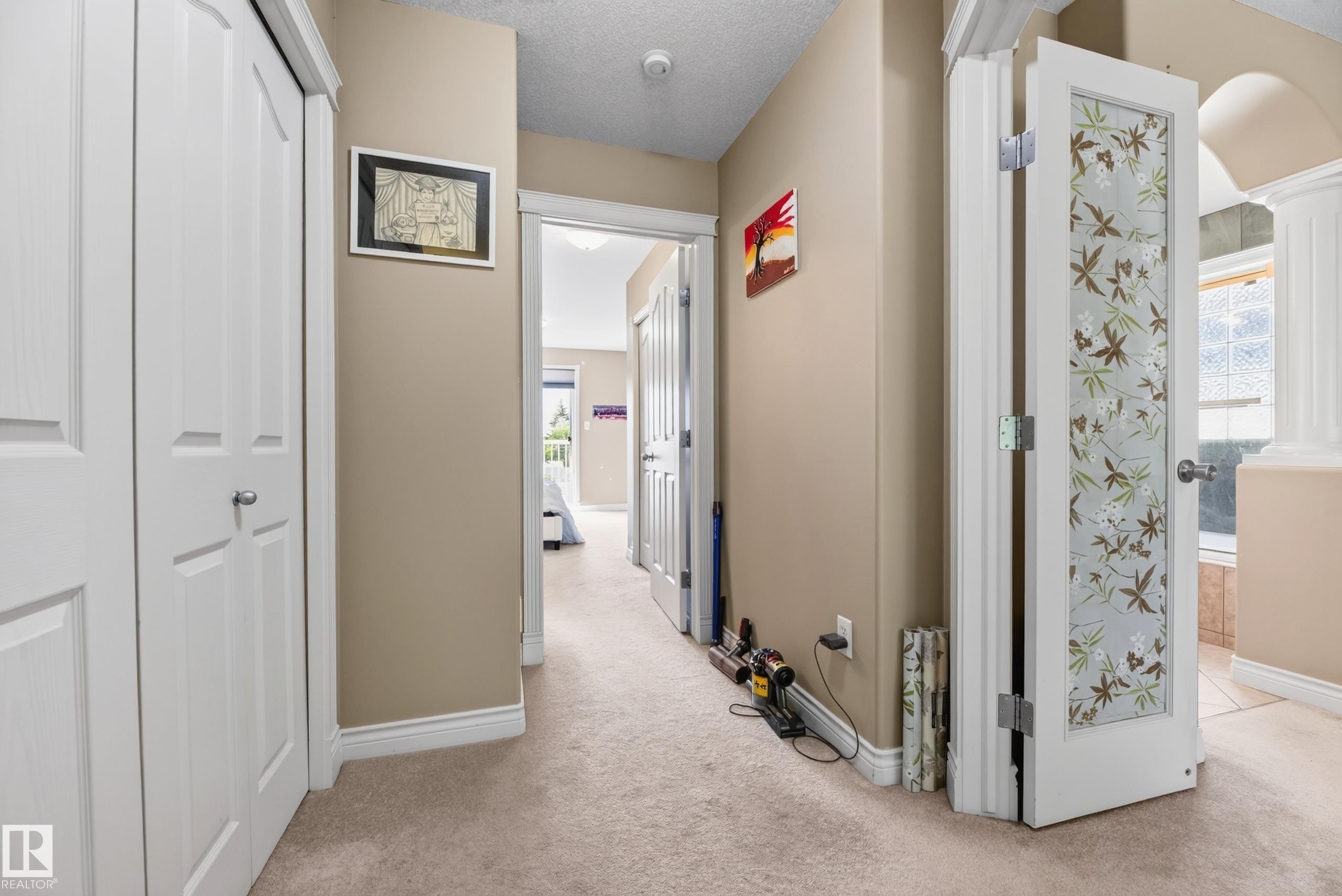 6514 106 Street Nw, Edmonton, AB - Indoor Photo Showing Other Room