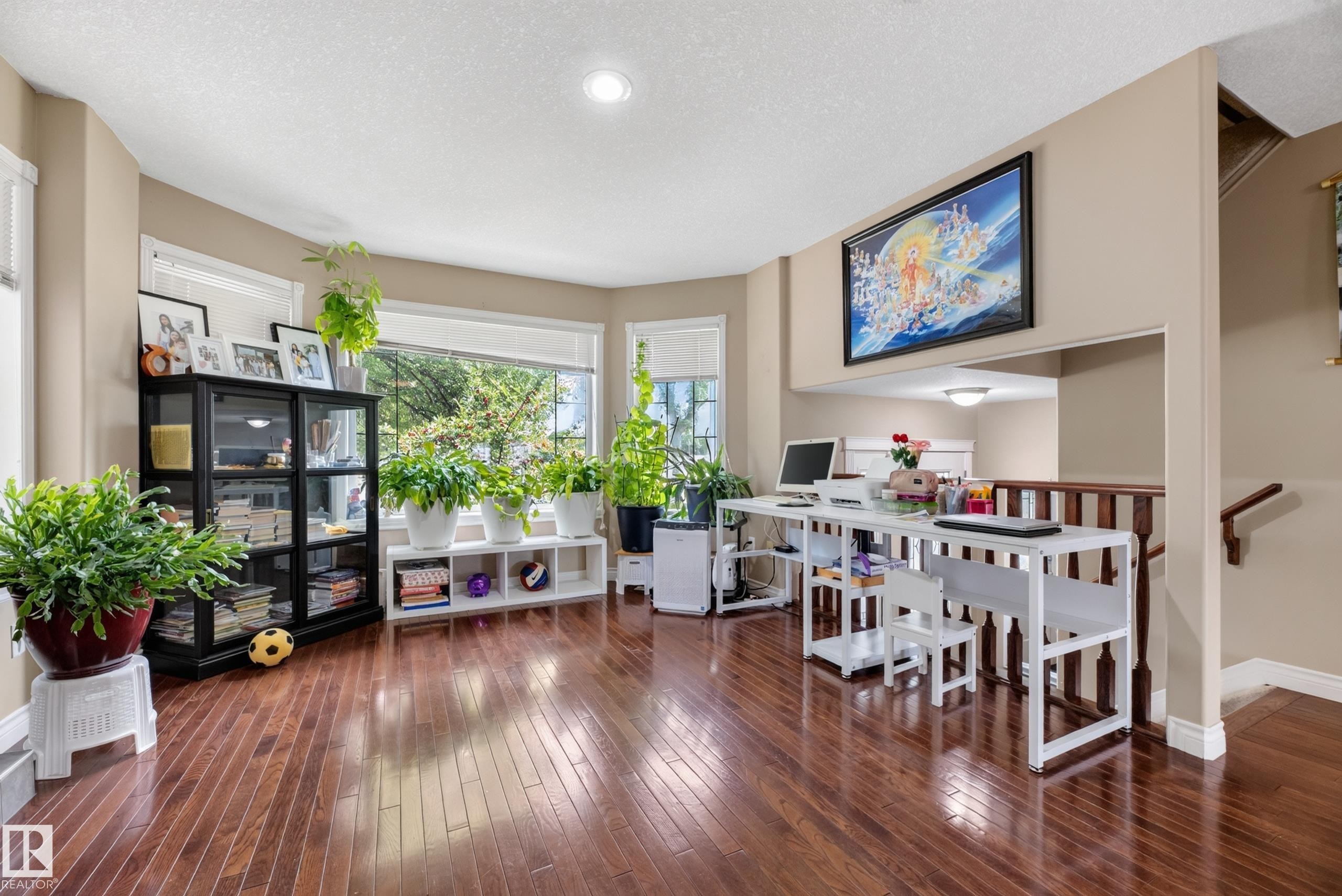6514 106 Street Nw, Edmonton, AB - Indoor Photo Showing Dining Room