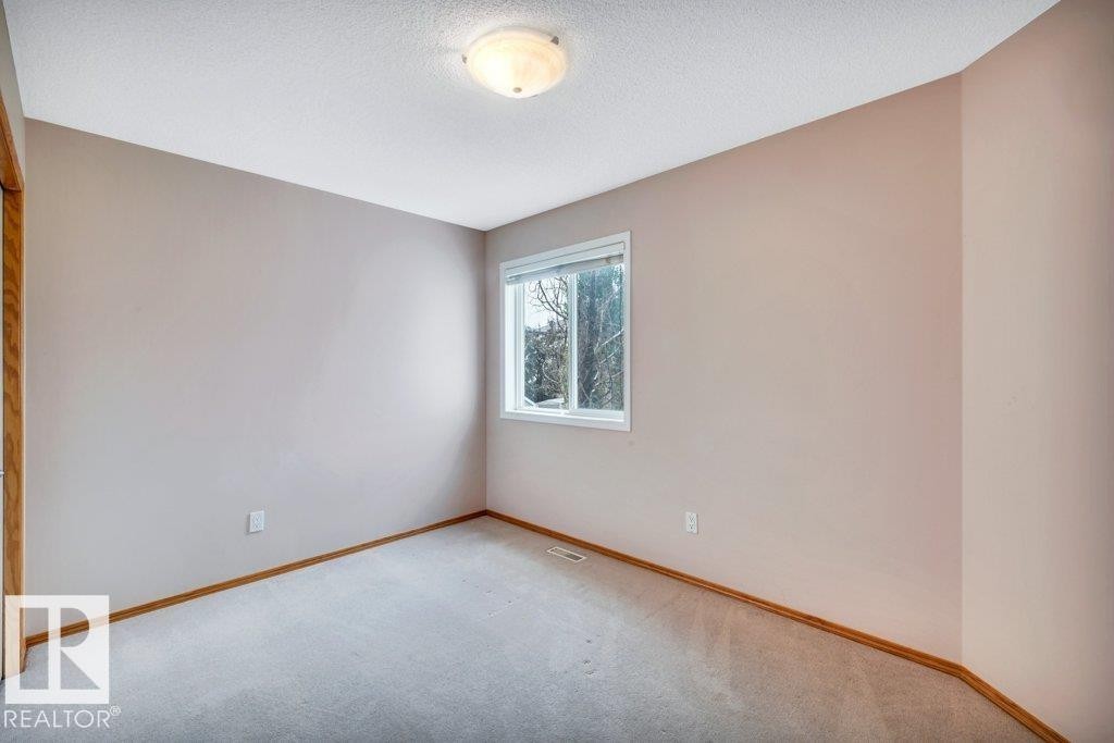 4051 33 Street Nw, Edmonton, AB - Indoor Photo Showing Other Room
