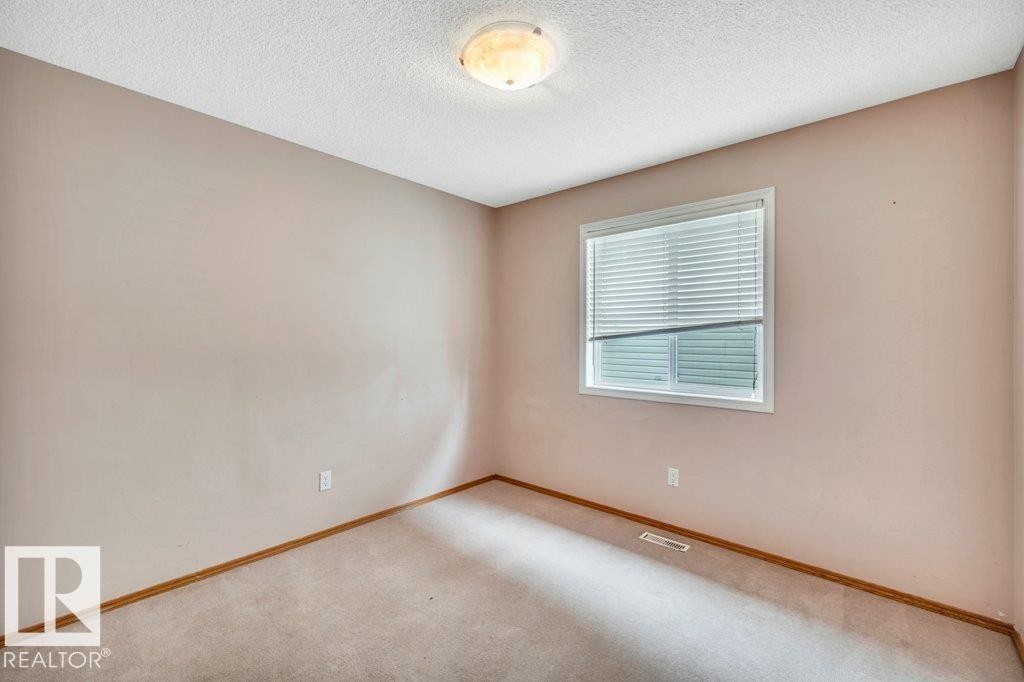 4051 33 Street Nw, Edmonton, AB - Indoor Photo Showing Other Room