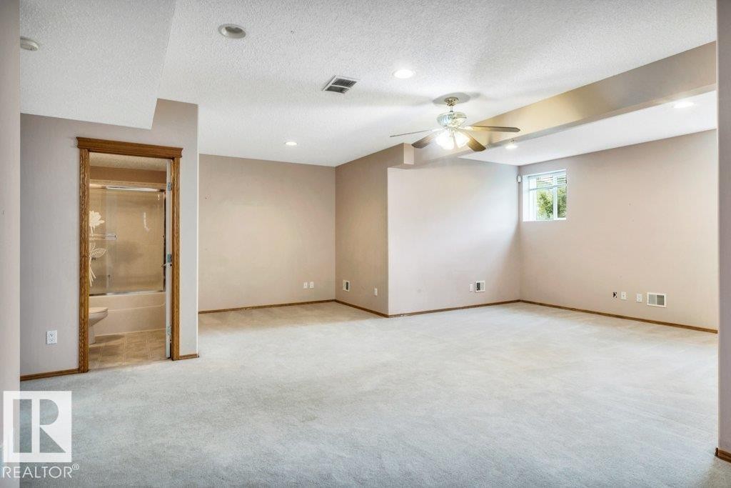 4051 33 Street Nw, Edmonton, AB - Indoor
