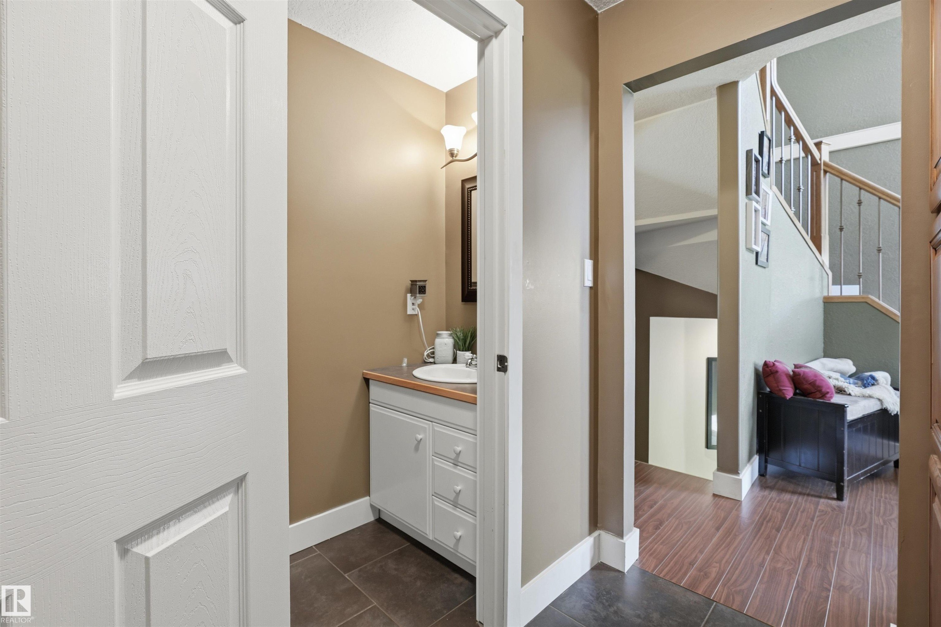 #43 27507 Twp Road 544, Rural Sturgeon County, AB - Indoor