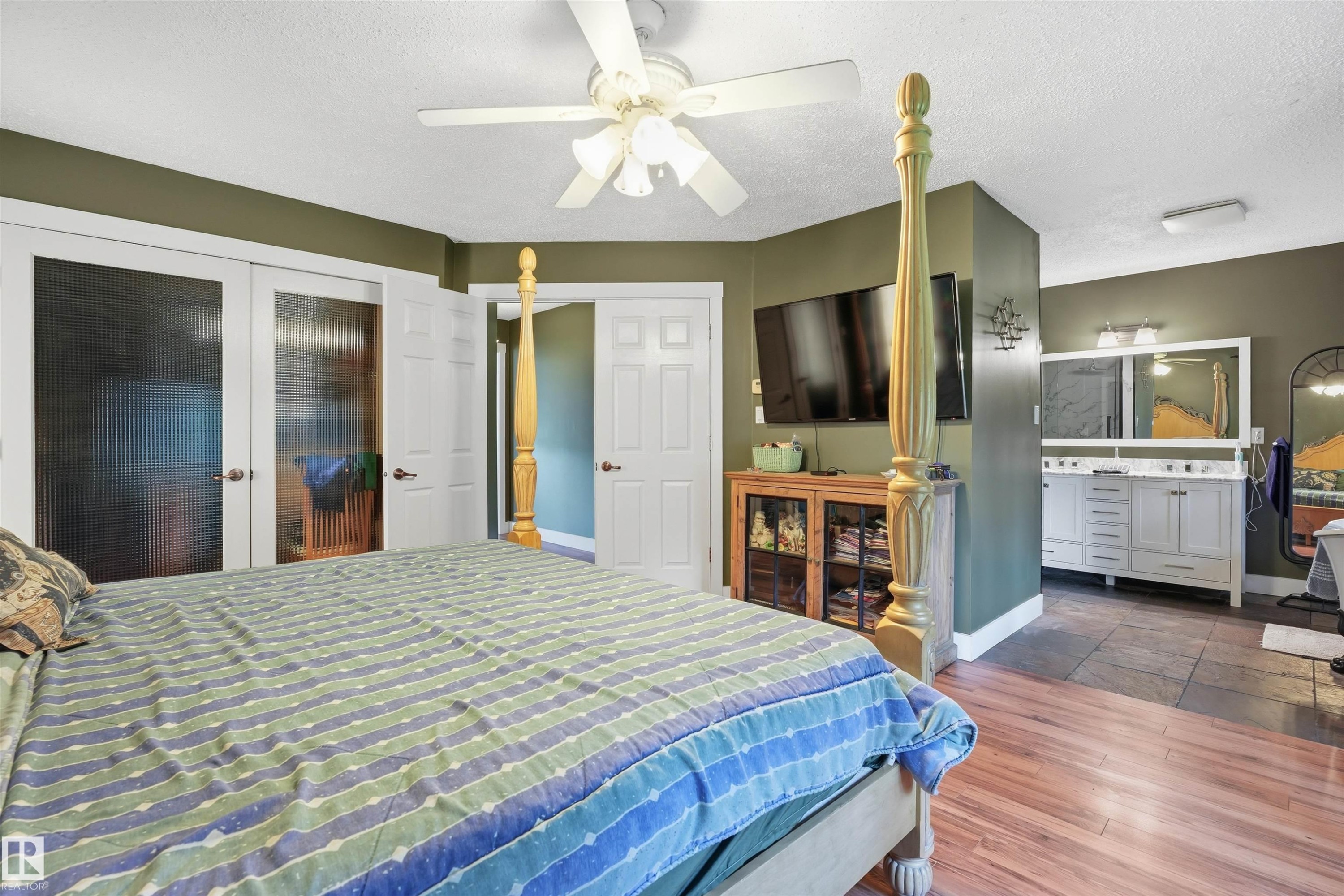 #43 27507 Twp Road 544, Rural Sturgeon County, AB - Indoor Photo Showing Bedroom