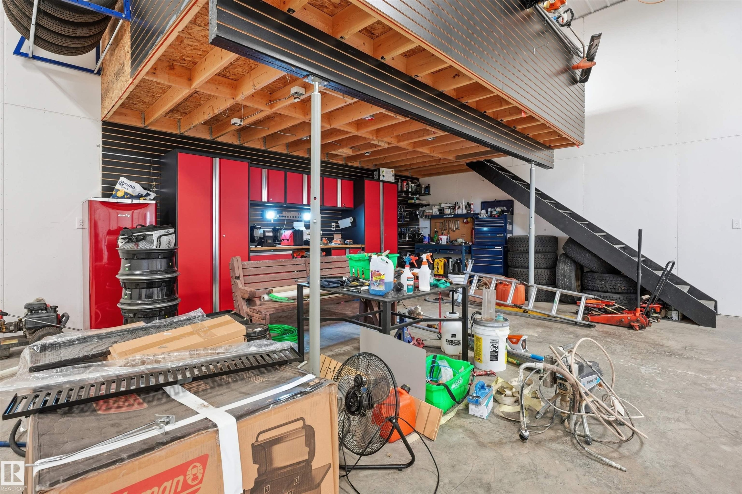 #43 27507 Twp Road 544, Rural Sturgeon County, AB - Indoor