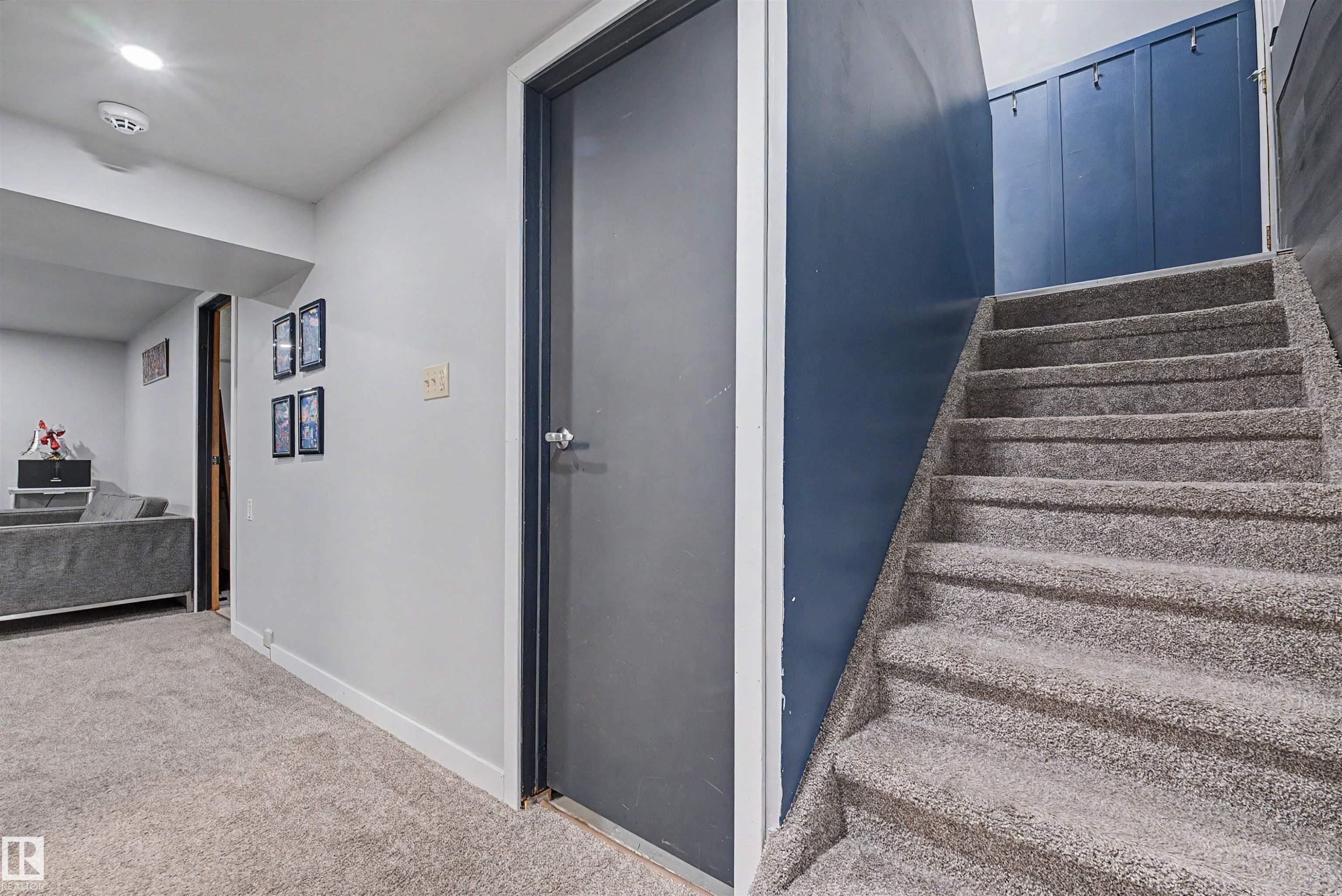 16608 109 Street Nw, Edmonton, AB - Indoor Photo Showing Other Room