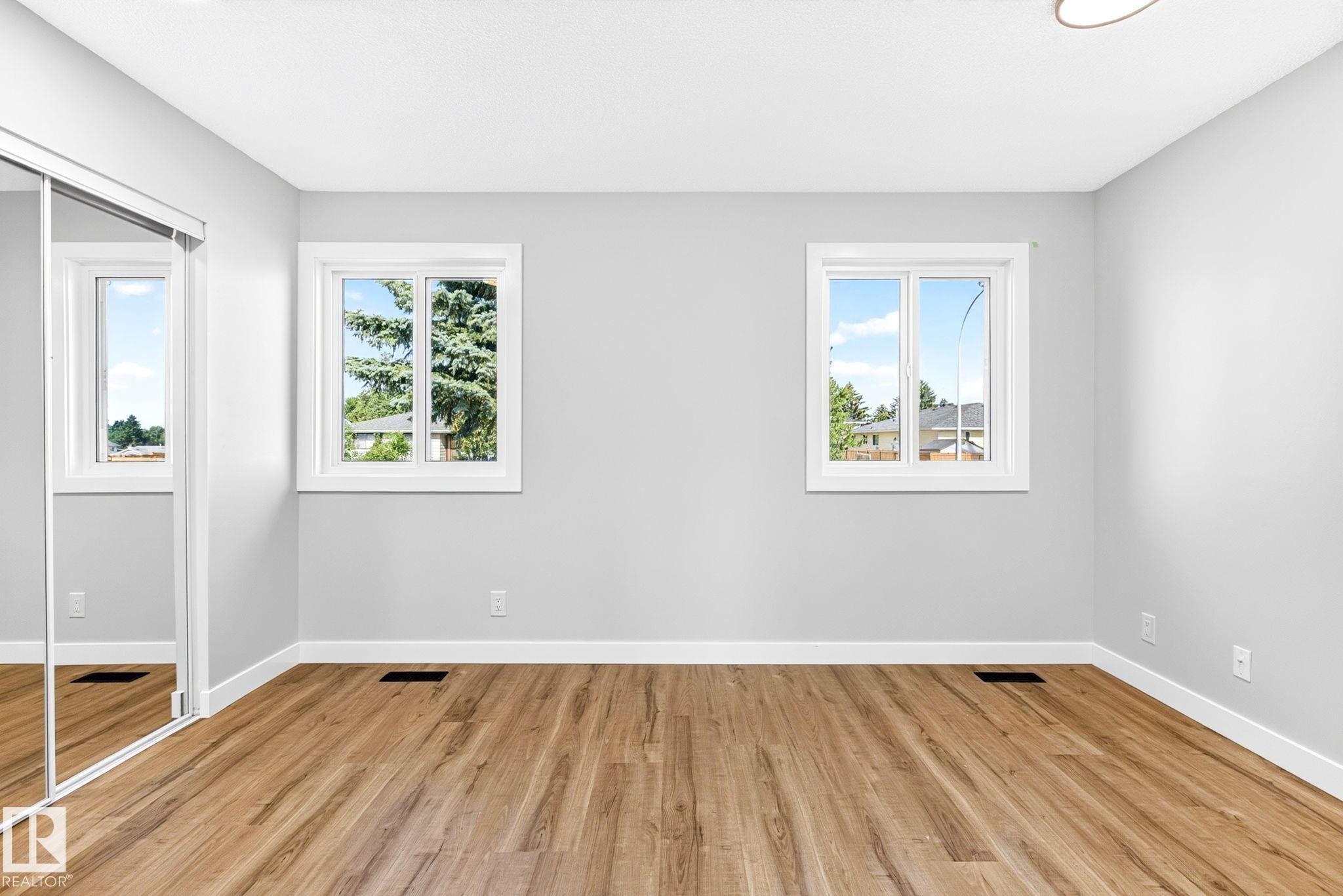 4 Glacier Crescent, Sherwood Park, AB - Indoor Photo Showing Other Room