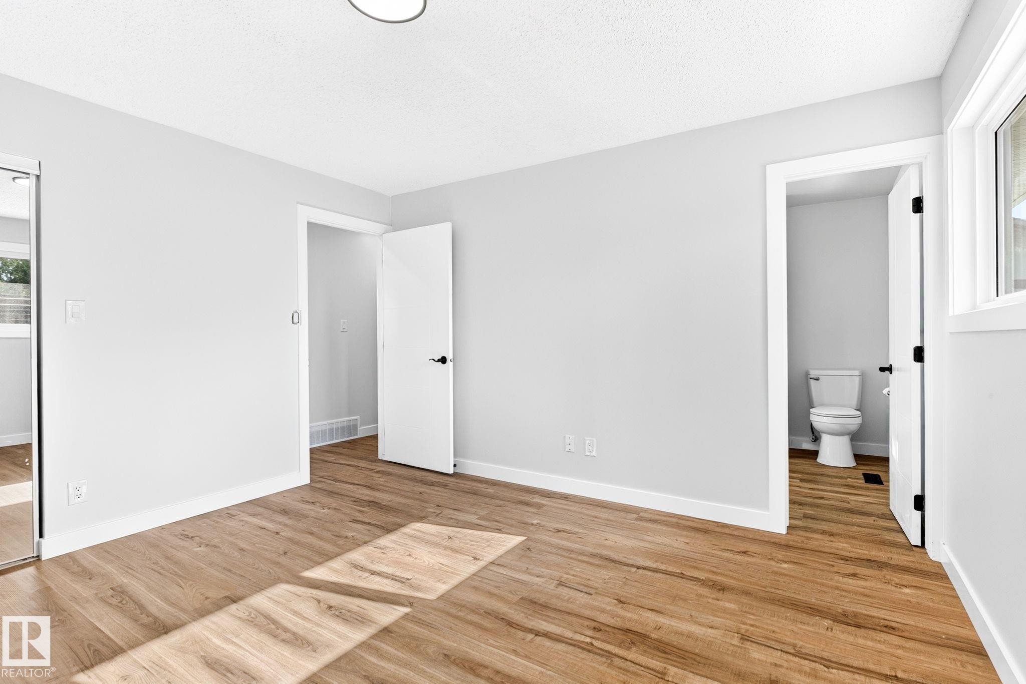 4 Glacier Crescent, Sherwood Park, AB - Indoor Photo Showing Other Room