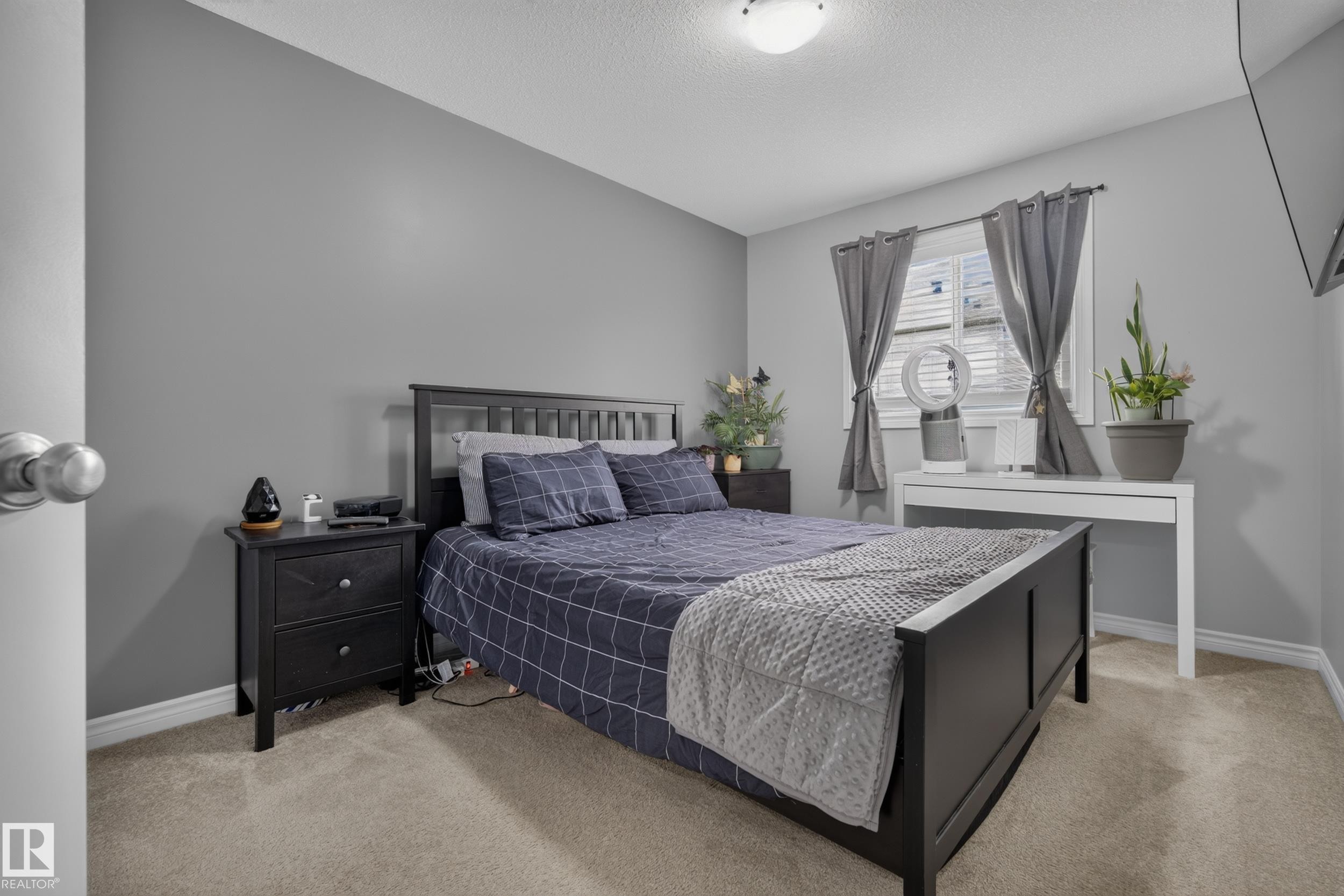 #10 85 Spruce Village Dr Dr, Spruce Grove, AB - Indoor Photo Showing Bedroom