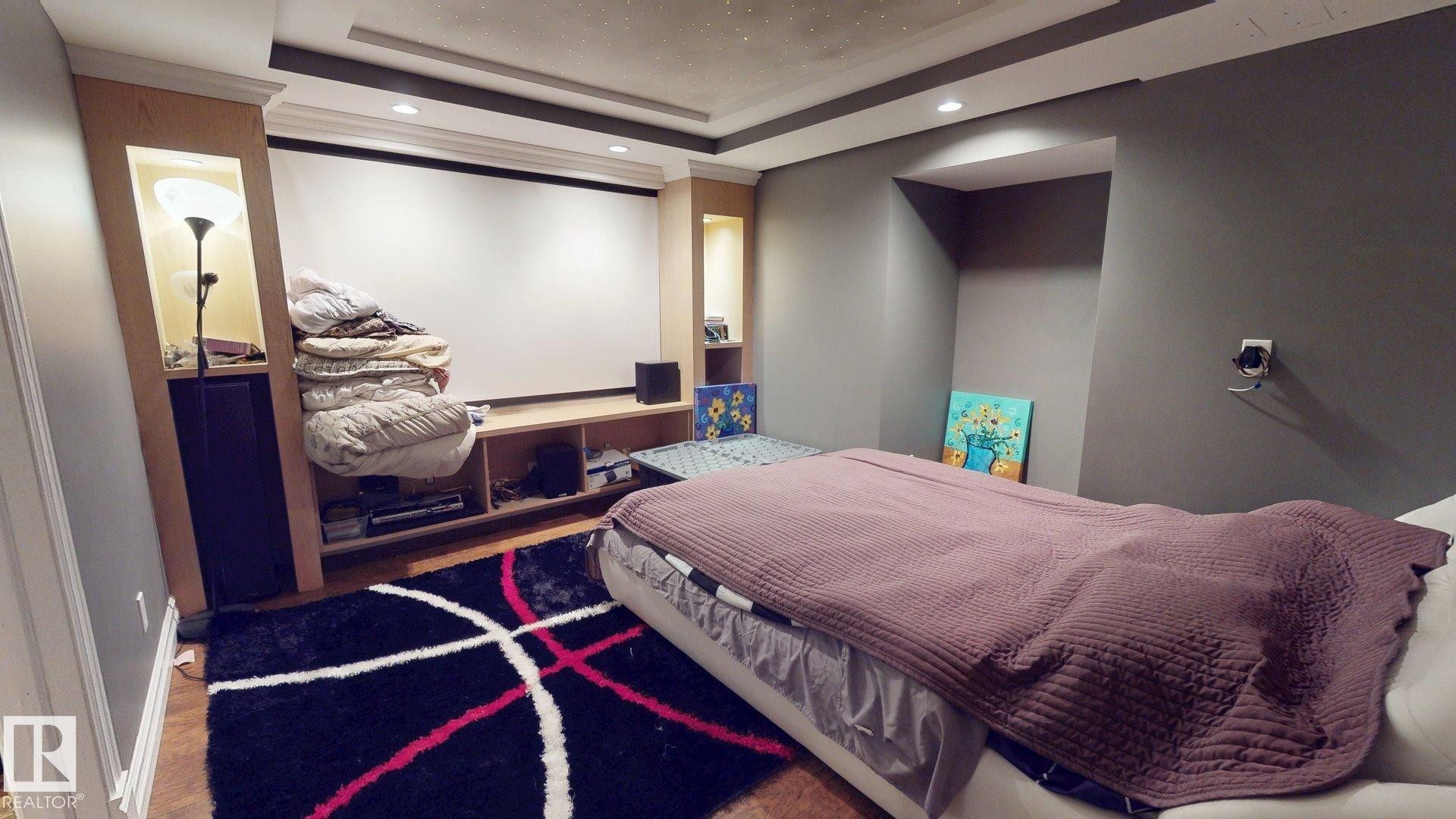 852 Wheeler Road Nw, Edmonton, AB - Indoor Photo Showing Bedroom