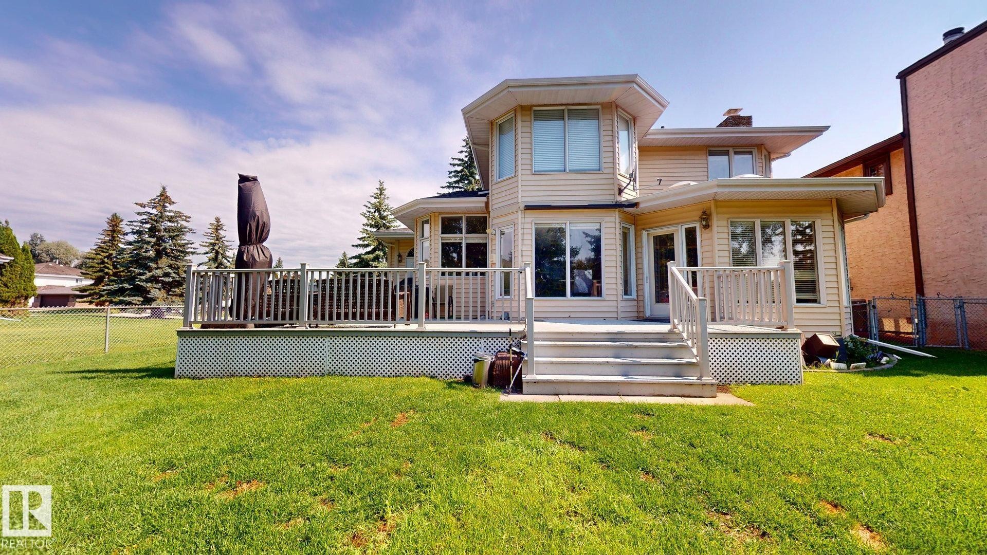852 Wheeler Road Nw, Edmonton, AB - Outdoor