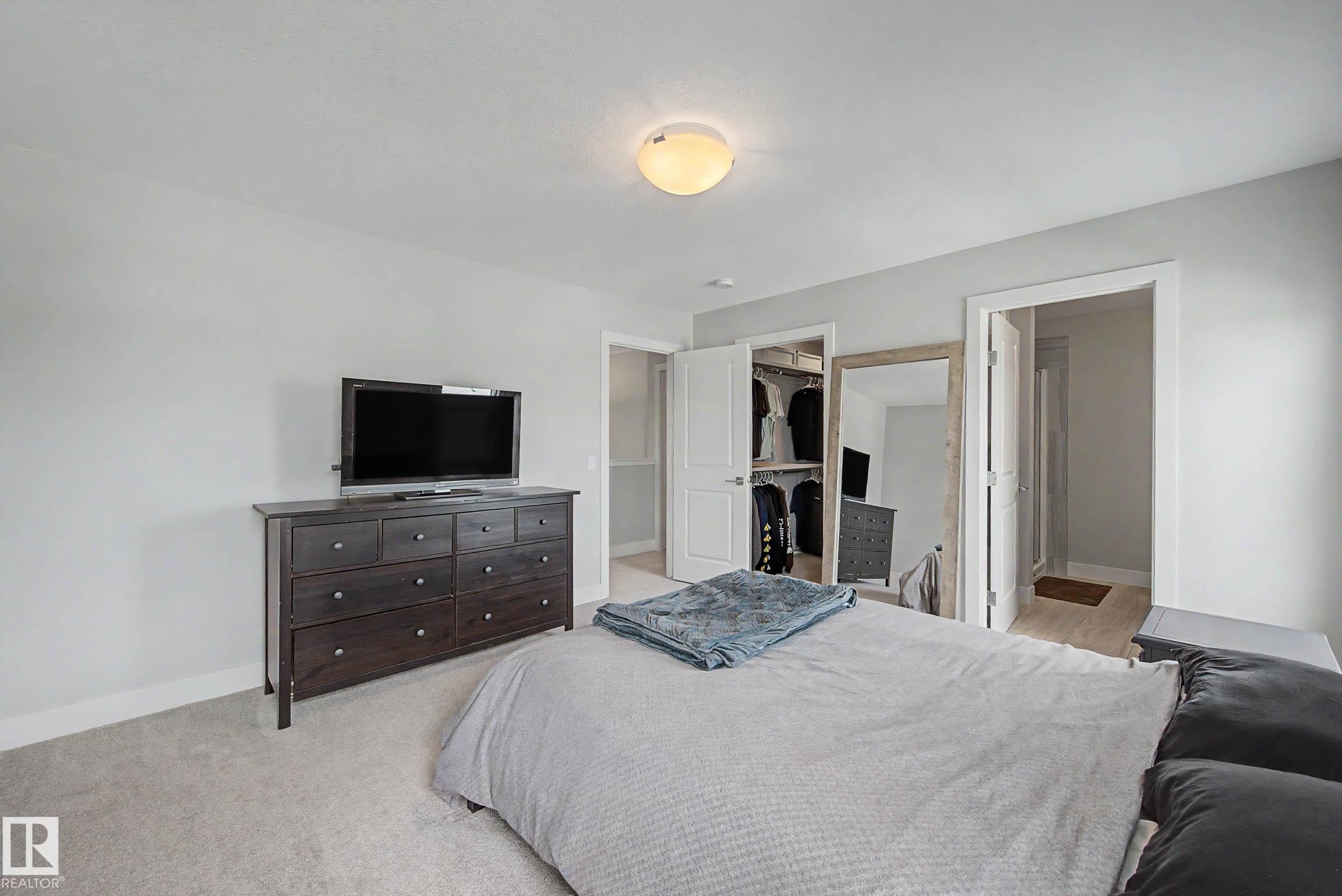 924 Morris Way, Leduc, AB - Indoor Photo Showing Bedroom