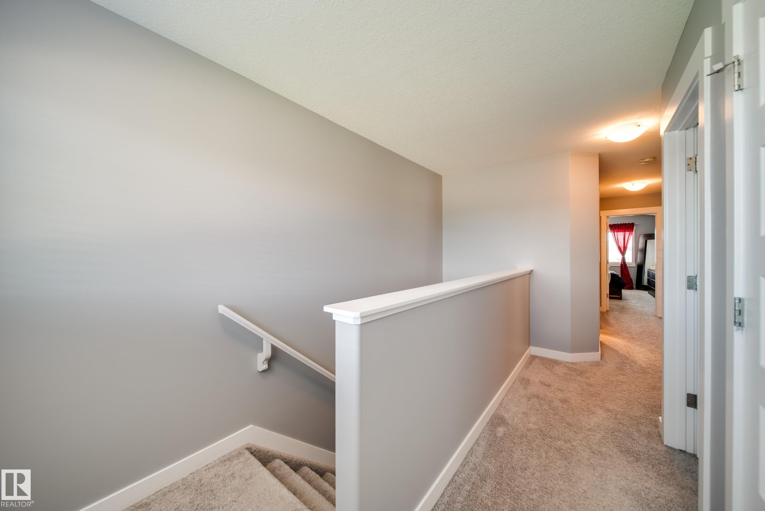 6305 167A Avenue Nw, Edmonton, AB - Indoor Photo Showing Other Room