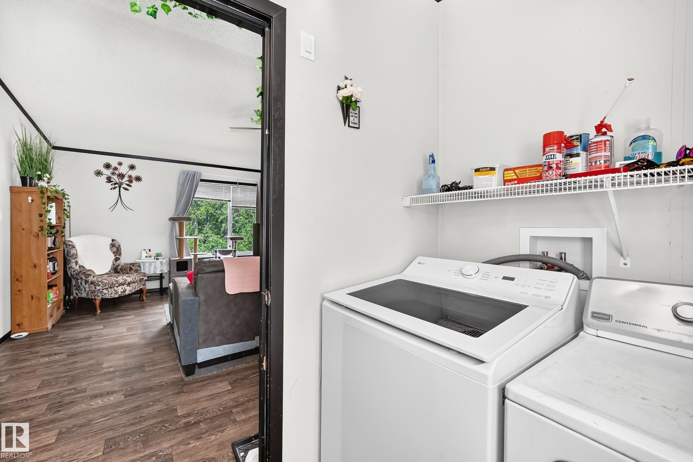 #30 55220 Rge Road 13, Rural Lac Ste. Anne County, AB - Indoor Photo Showing Laundry Room