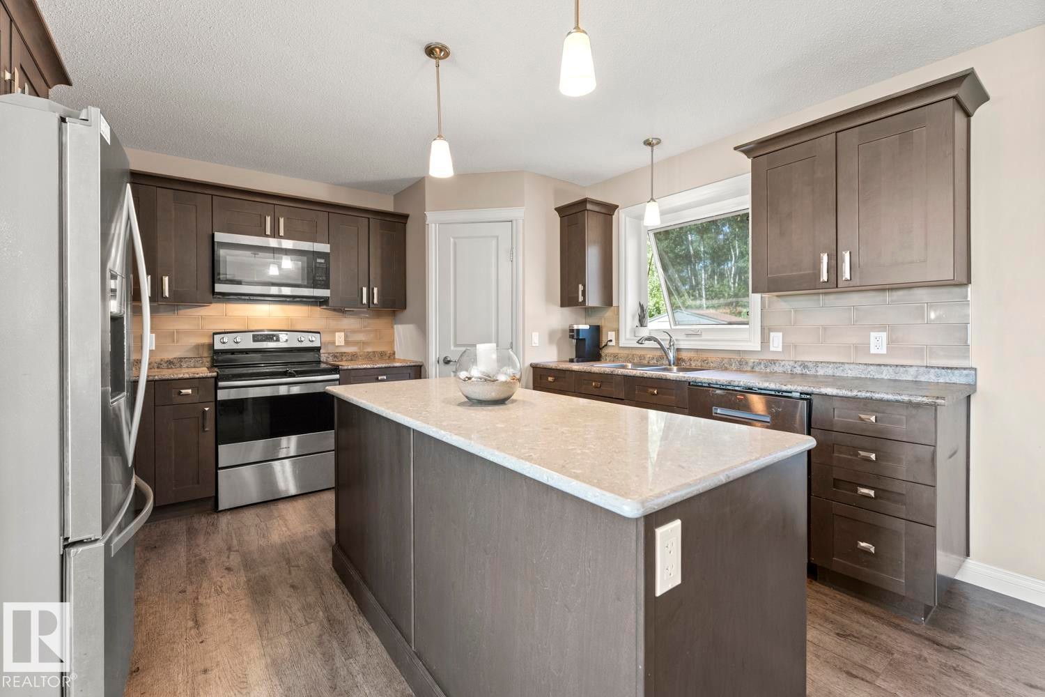 60020 Range Road 460, Rural Bonnyville M.D., AB - Indoor Photo Showing Kitchen With Stainless Steel Kitchen With Double Sink