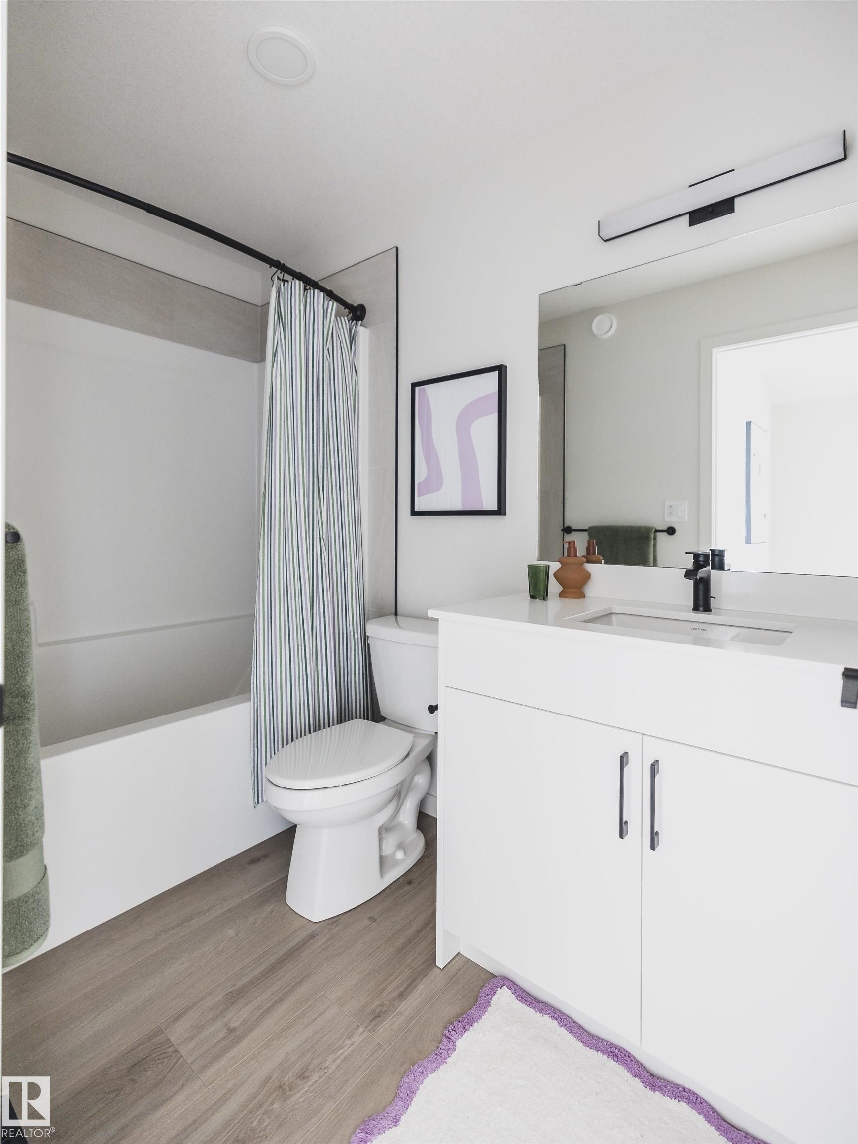 7 Roseburn Trail, Fort Saskatchewan, AB - Indoor Photo Showing Bathroom
