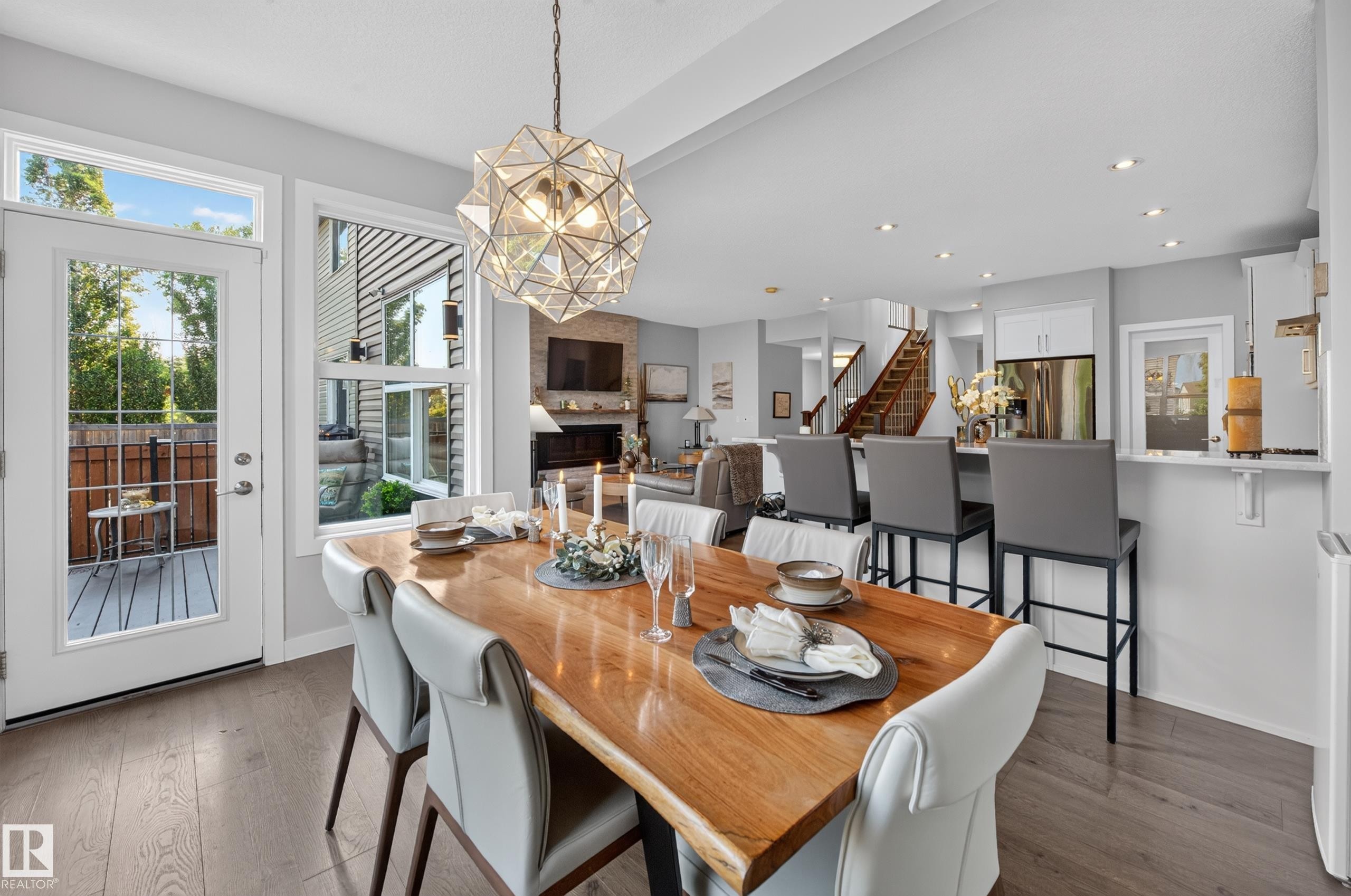 14 Sunbury Place, Sherwood Park, AB - Indoor Photo Showing Dining Room