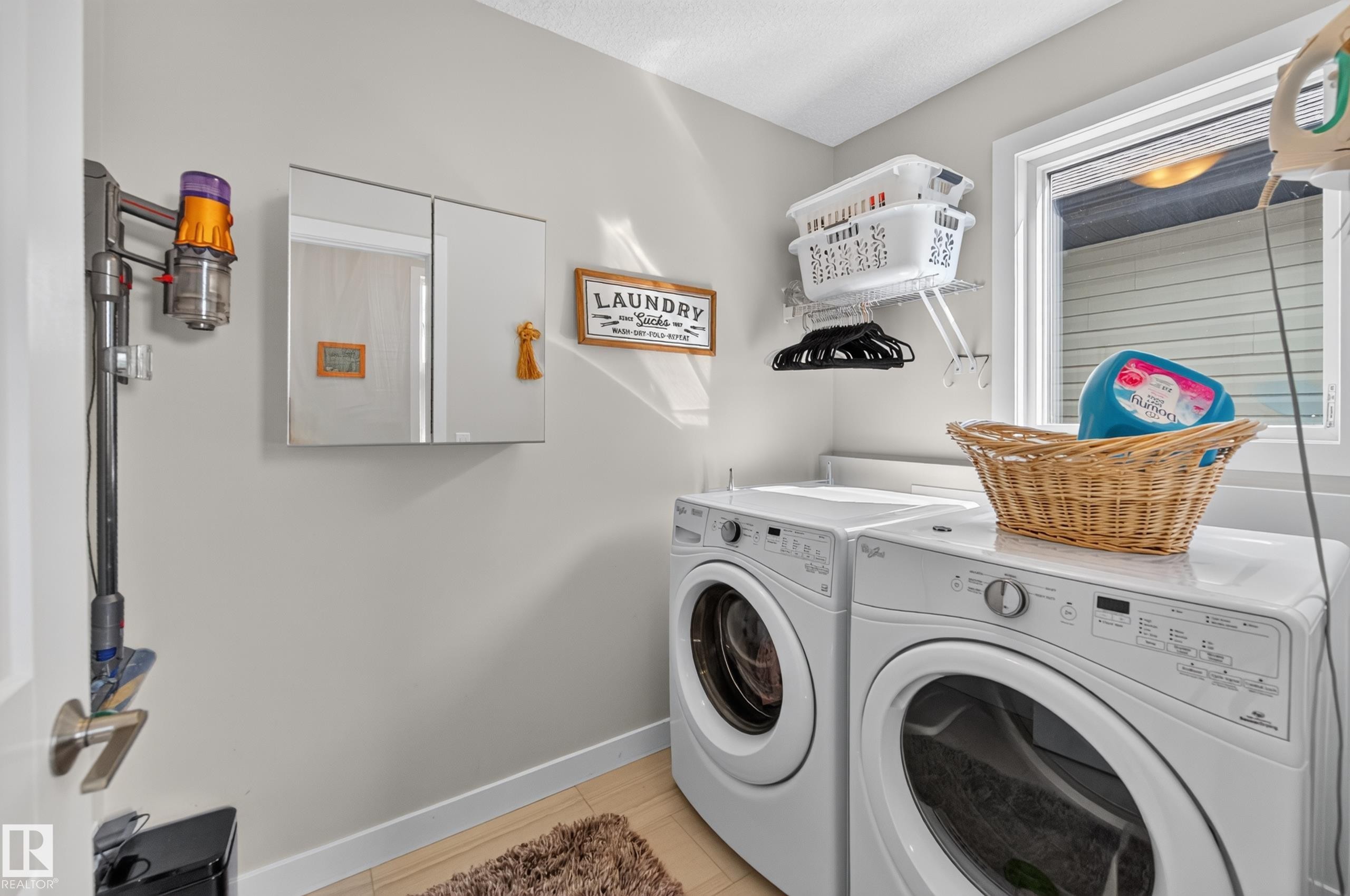 14 Sunbury Place, Sherwood Park, AB - Indoor Photo Showing Laundry Room