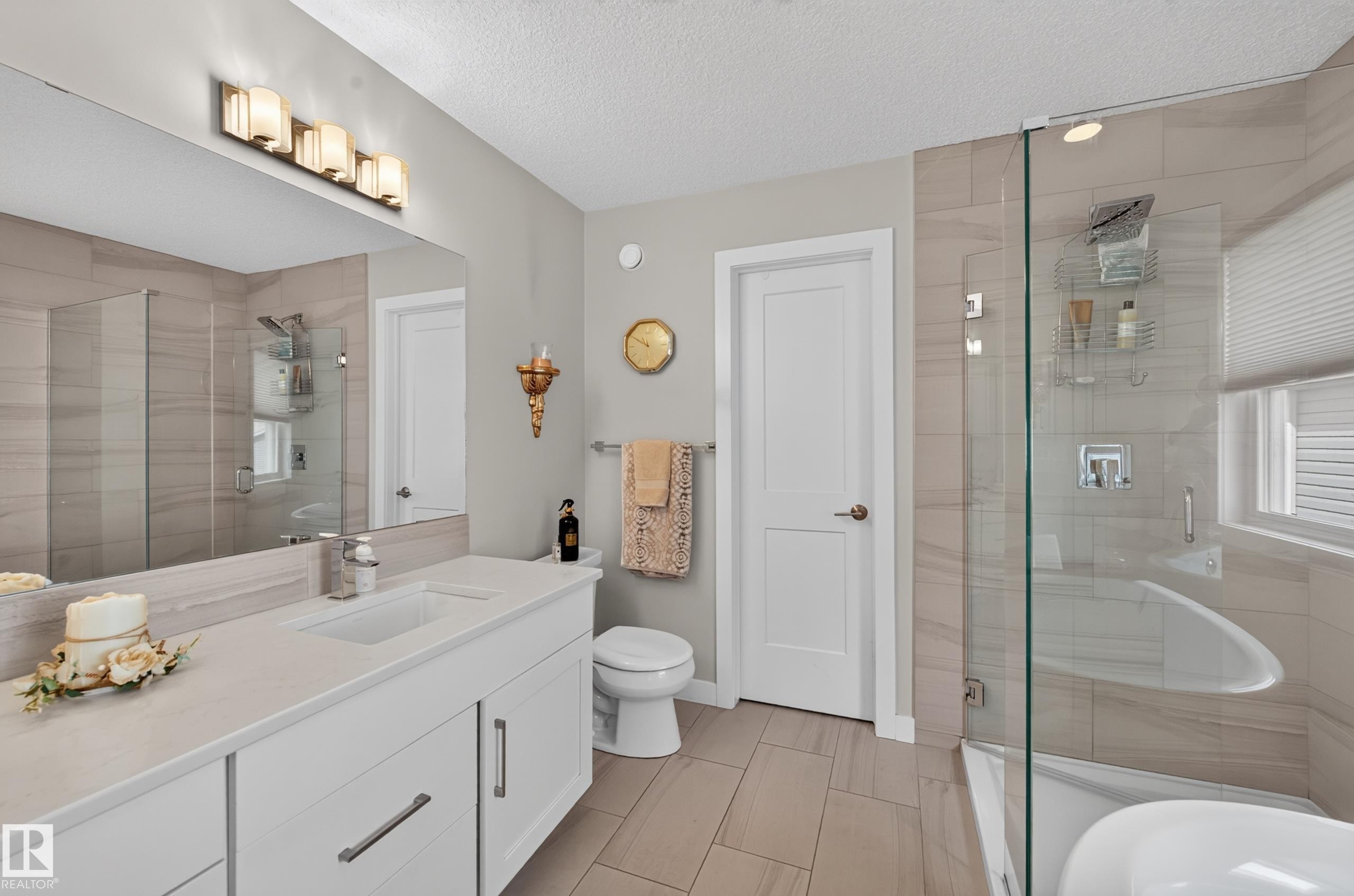 14 Sunbury Place, Sherwood Park, AB - Indoor Photo Showing Bathroom