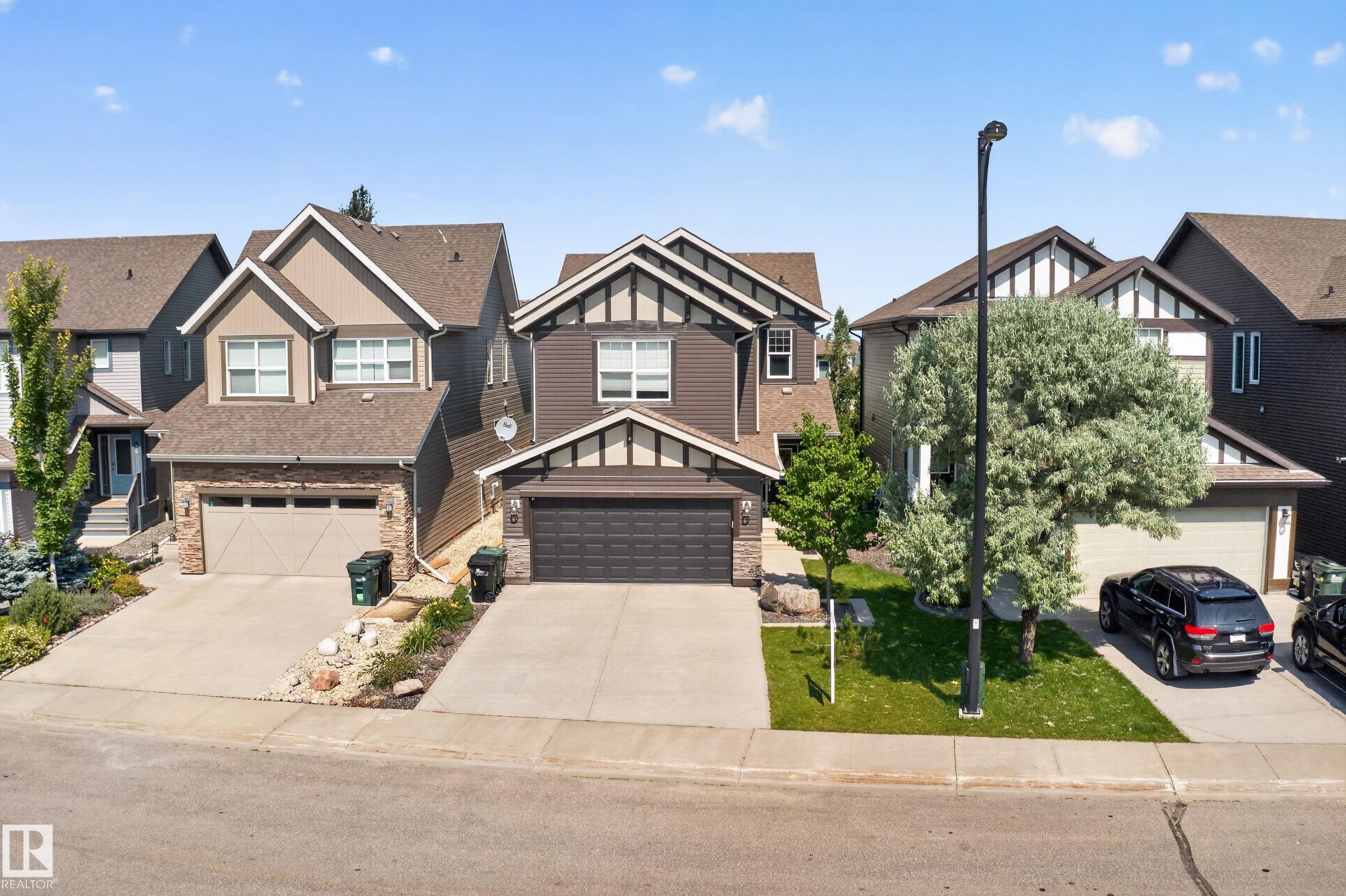 14 Sunbury Place, Sherwood Park, AB - Outdoor With Facade