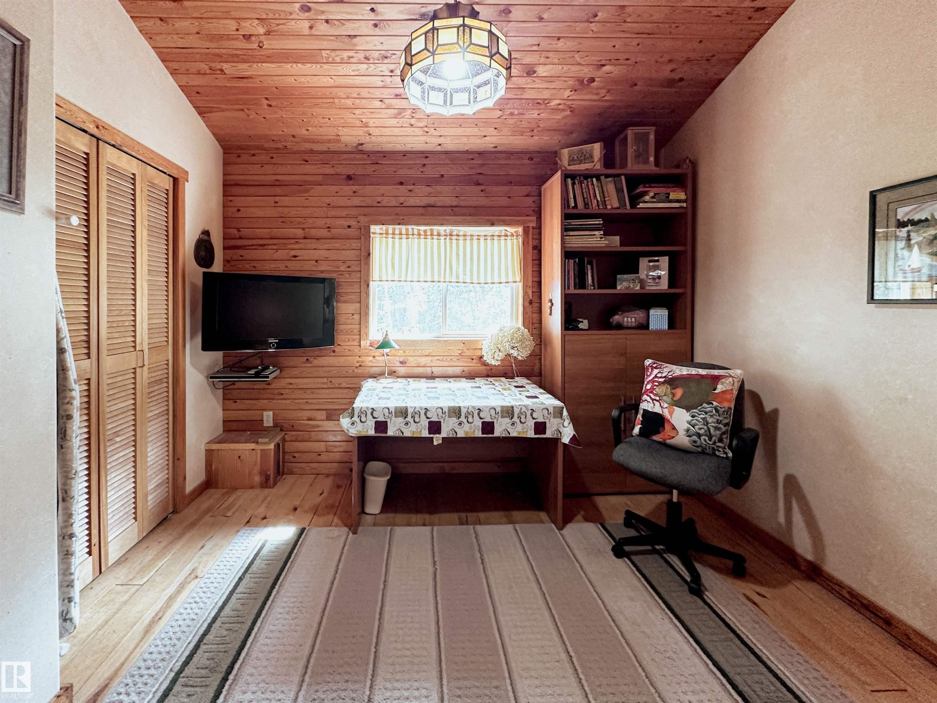 9000 1 Avenue, Rural Parkland County, AB - Indoor