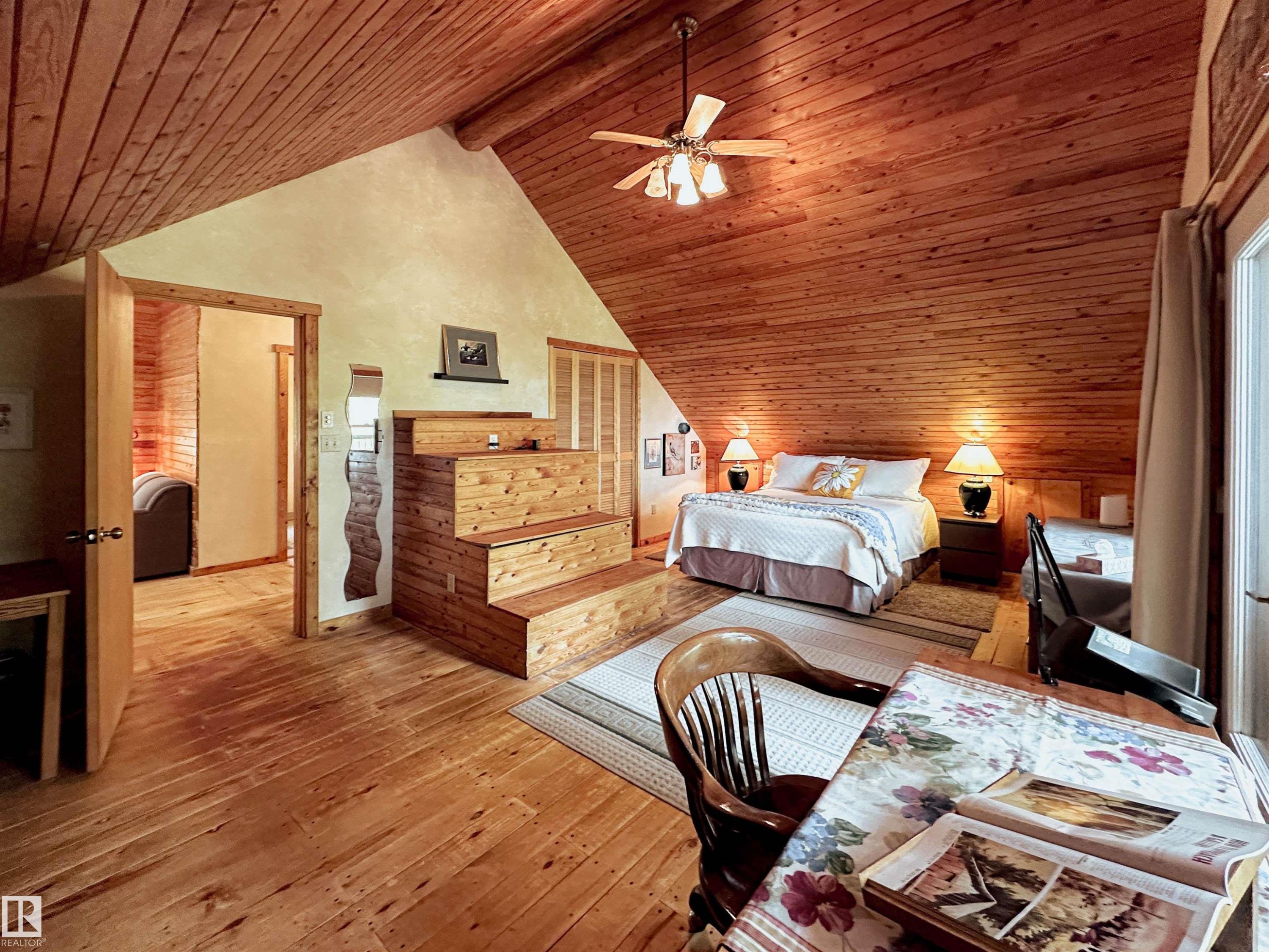 9000 1 Avenue, Rural Parkland County, AB - Indoor Photo Showing Other Room