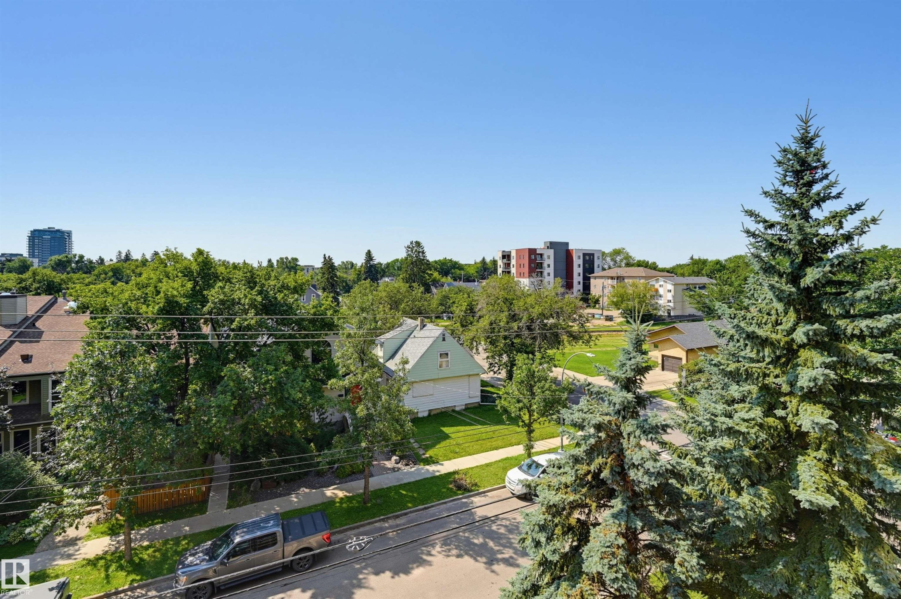 #502 10545 Saskatchewan Dr Nw, Edmonton, AB - Outdoor With View