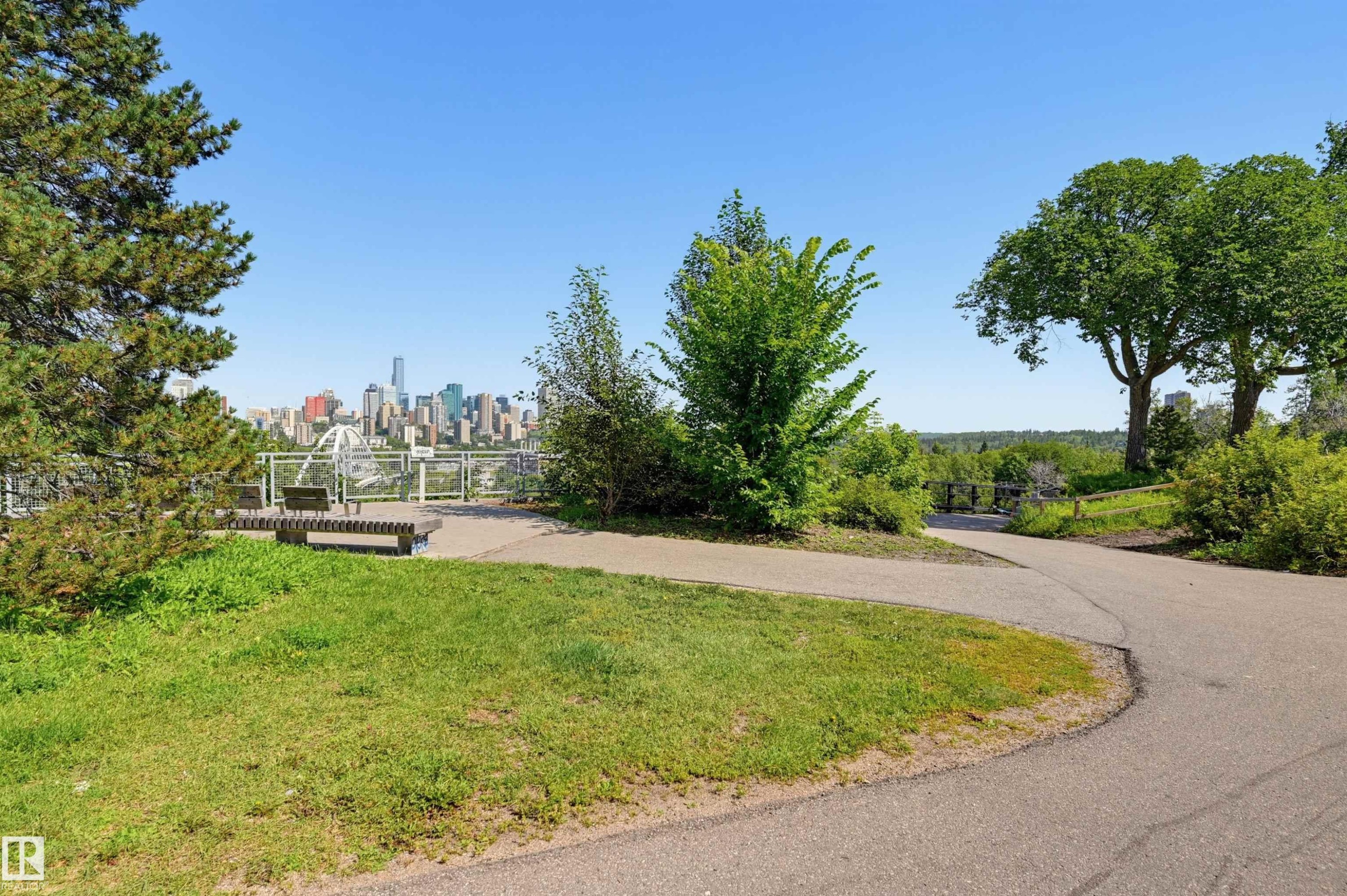 #502 10545 Saskatchewan Dr Nw, Edmonton, AB - Outdoor With View