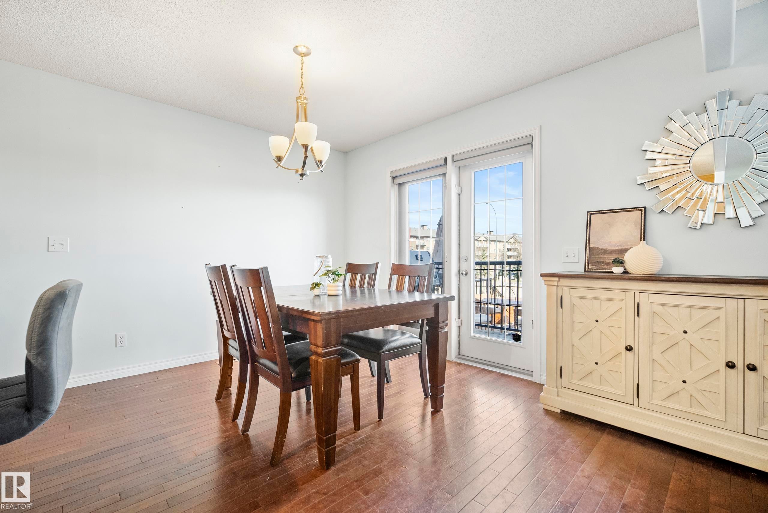 1212 37C Avenue Nw, Edmonton, AB