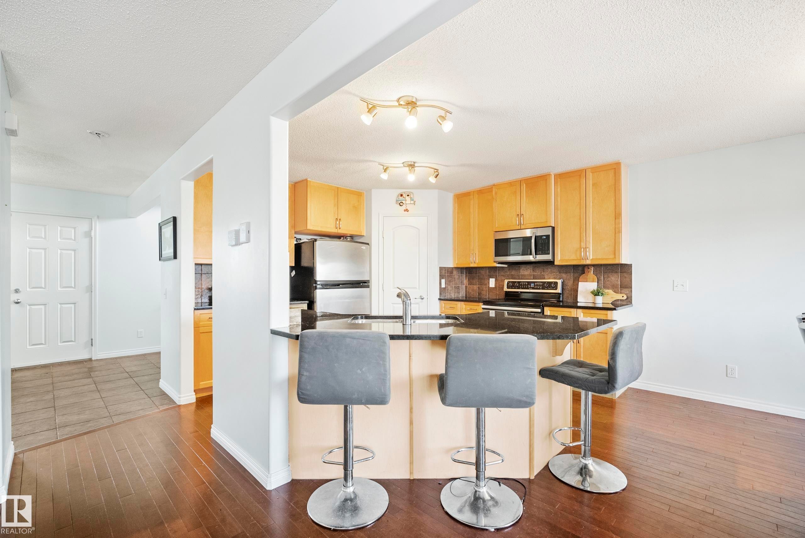 1212 37C Avenue Nw, Edmonton, AB