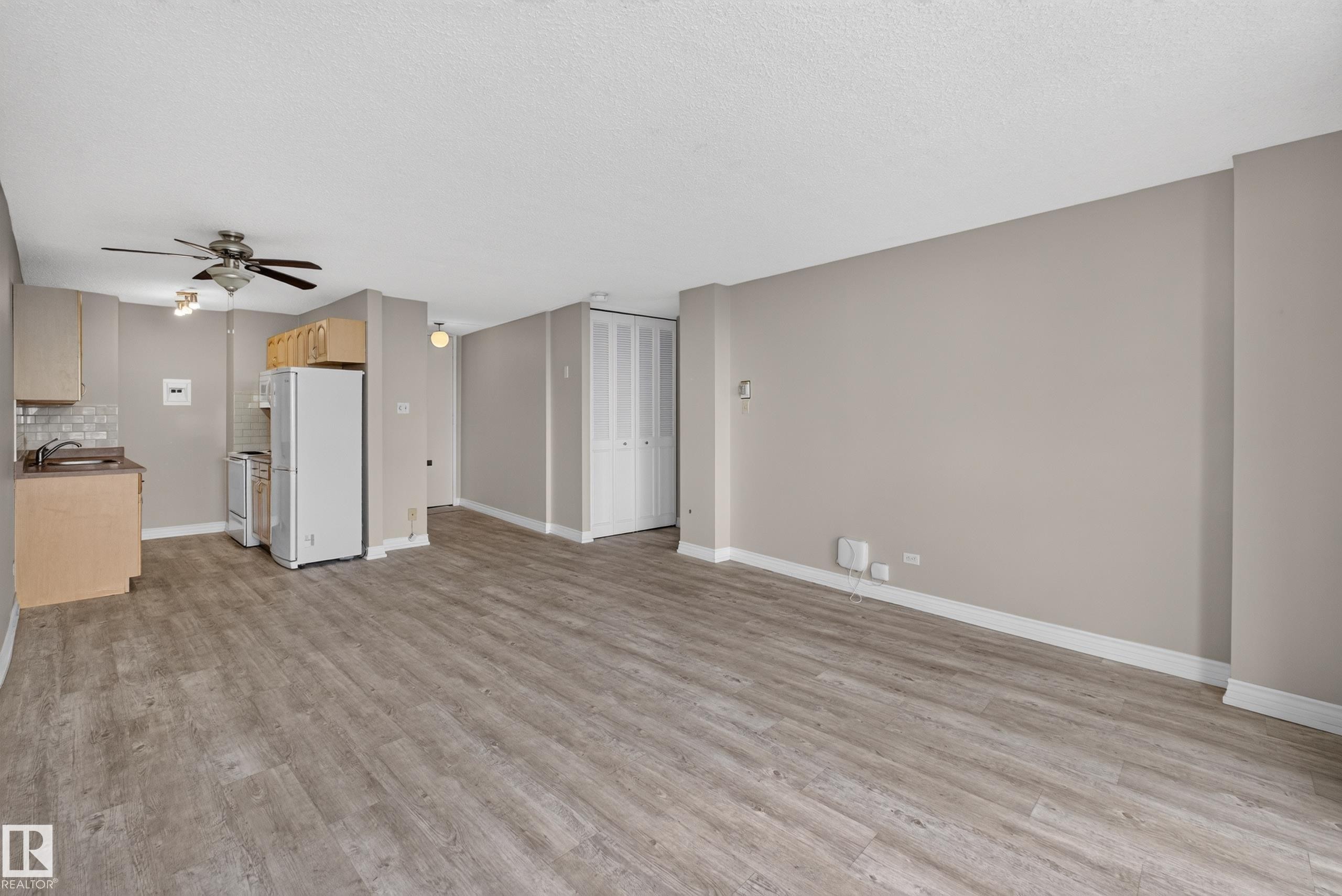 Unstaged - #1804 10883 Saskatchewan Dr Nw, Edmonton, AB - Indoor