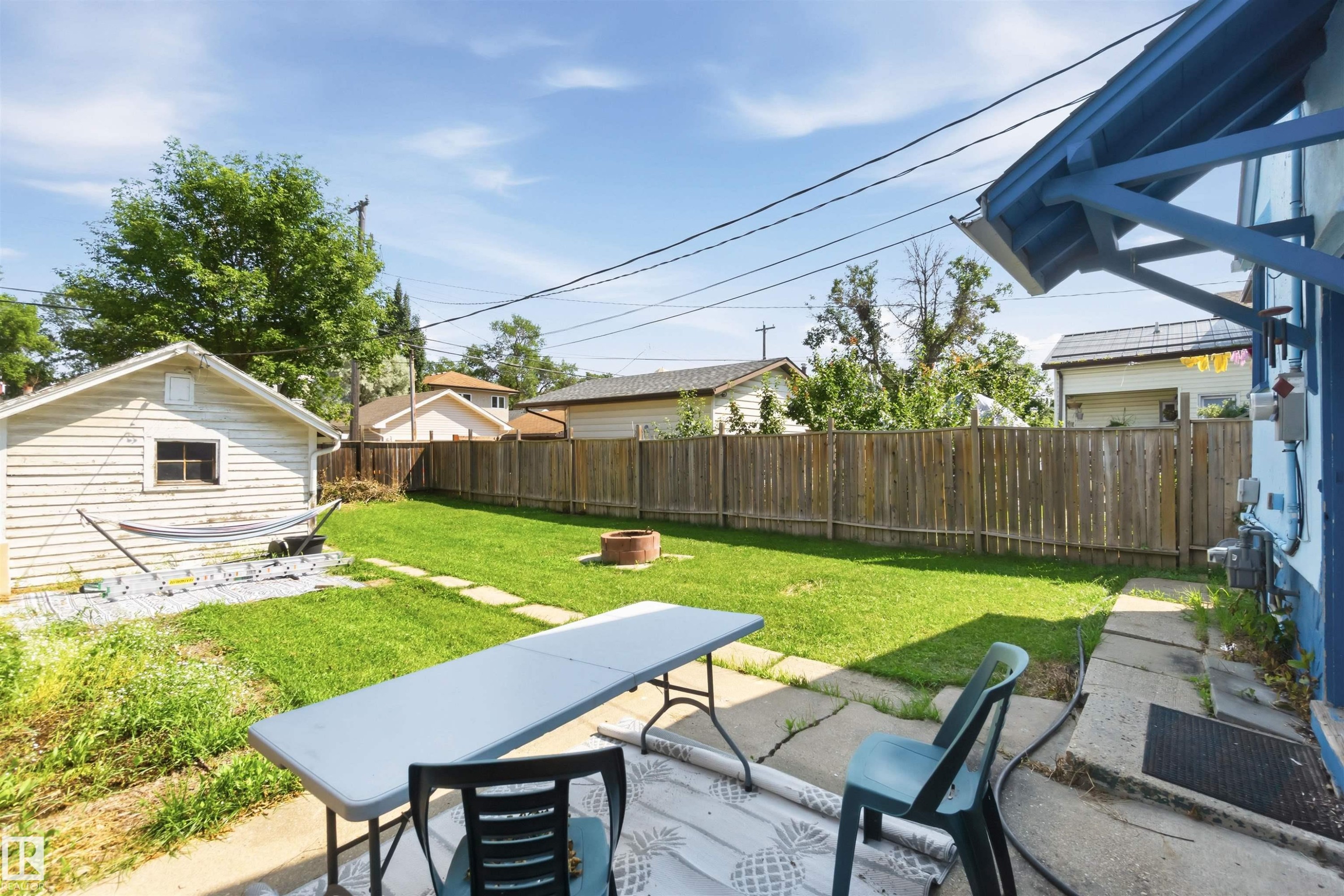 11343 96 Street Nw, Edmonton, AB - Outdoor