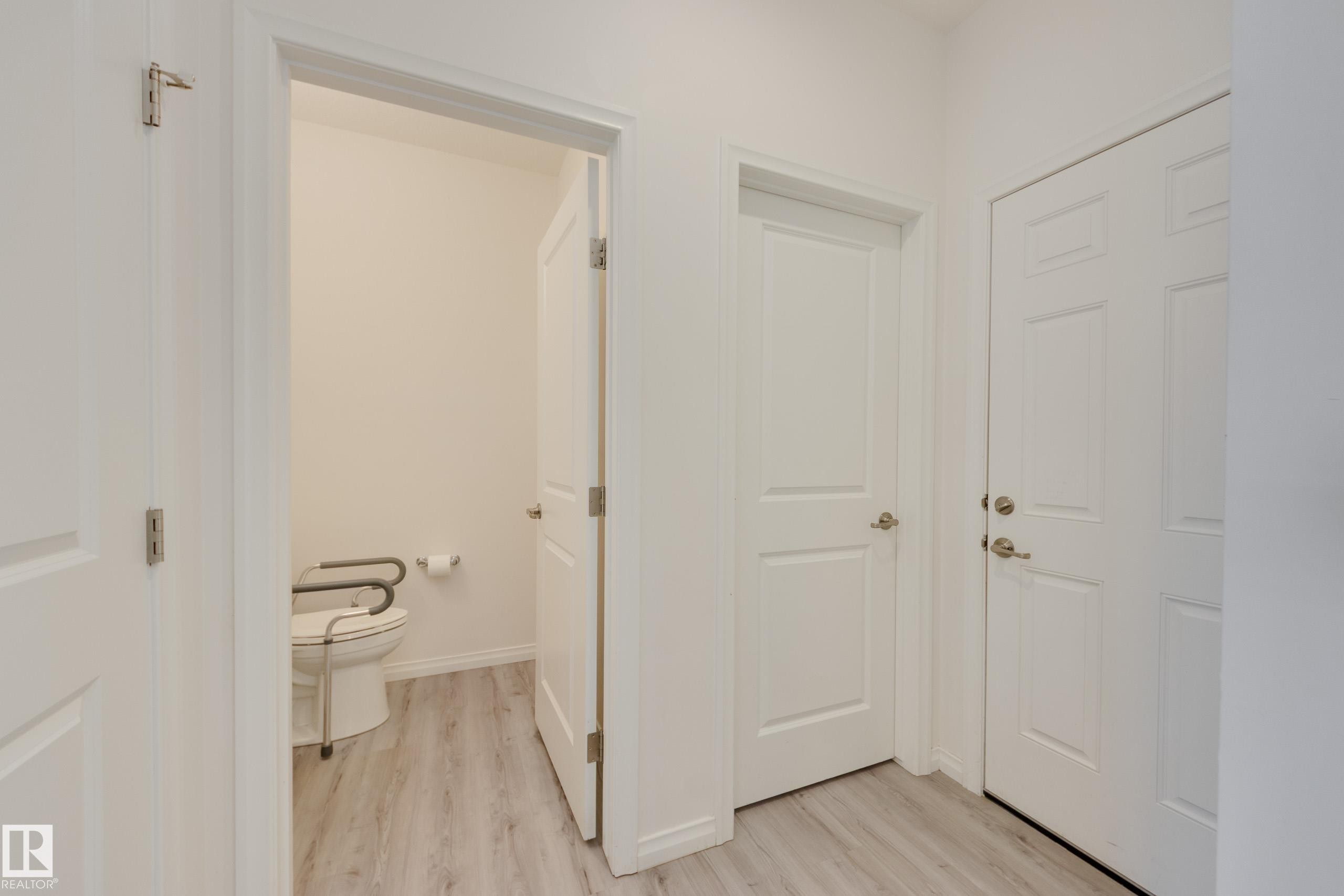2639 200 Street Nw, Edmonton, AB - Indoor Photo Showing Other Room