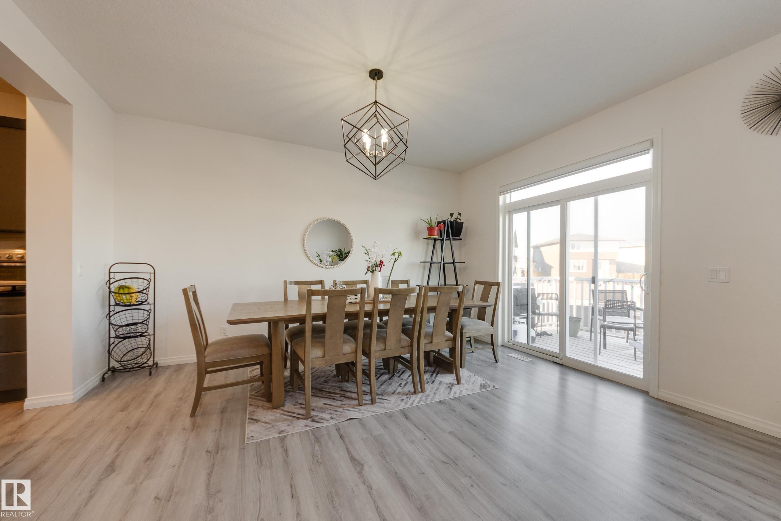 2639 200 Street Nw, Edmonton, AB - Indoor Photo Showing Dining Room