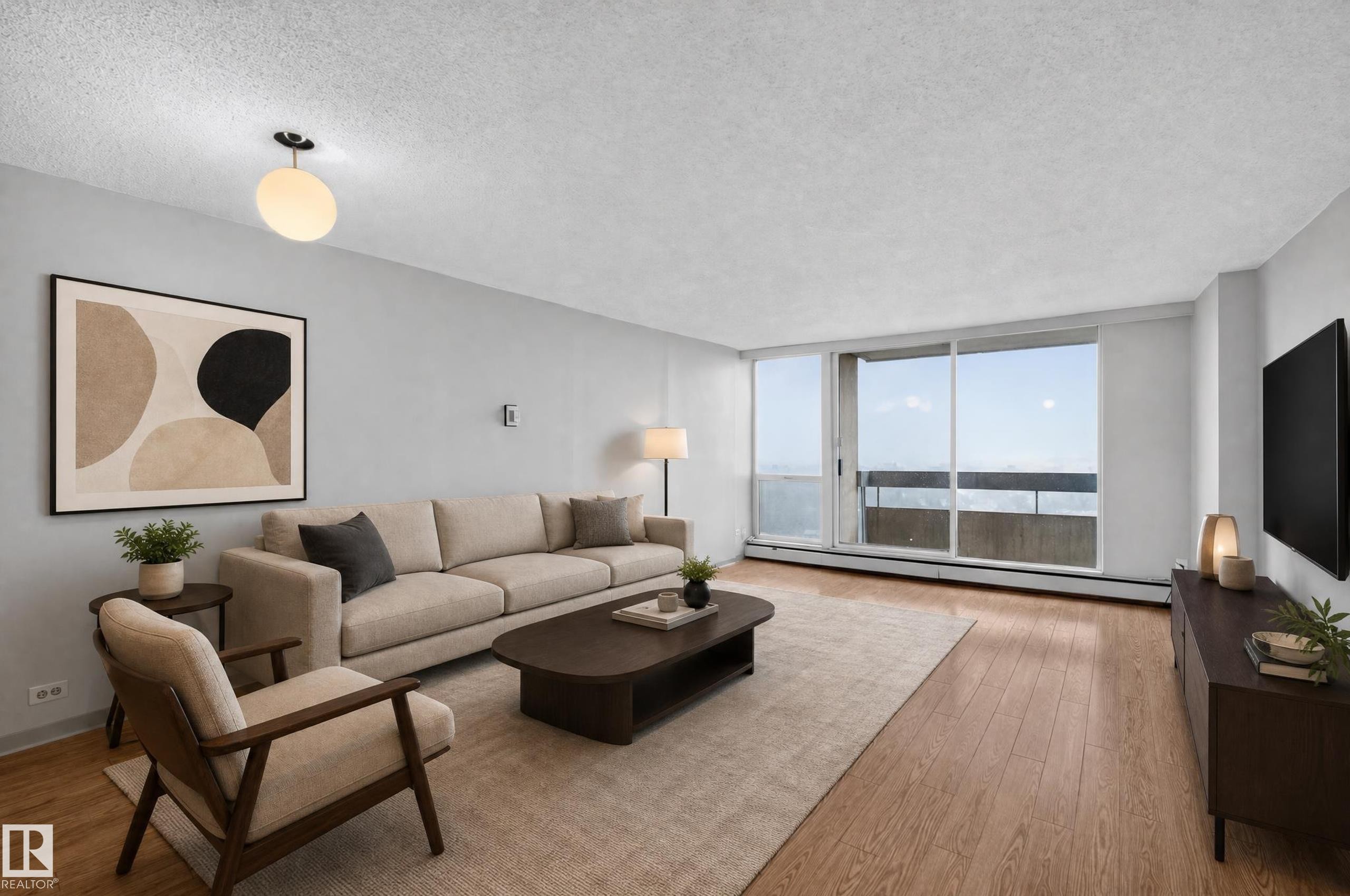 #1508 10883 Saskatchewan Dr Nw Nw, Edmonton, AB - Indoor Photo Showing Living Room