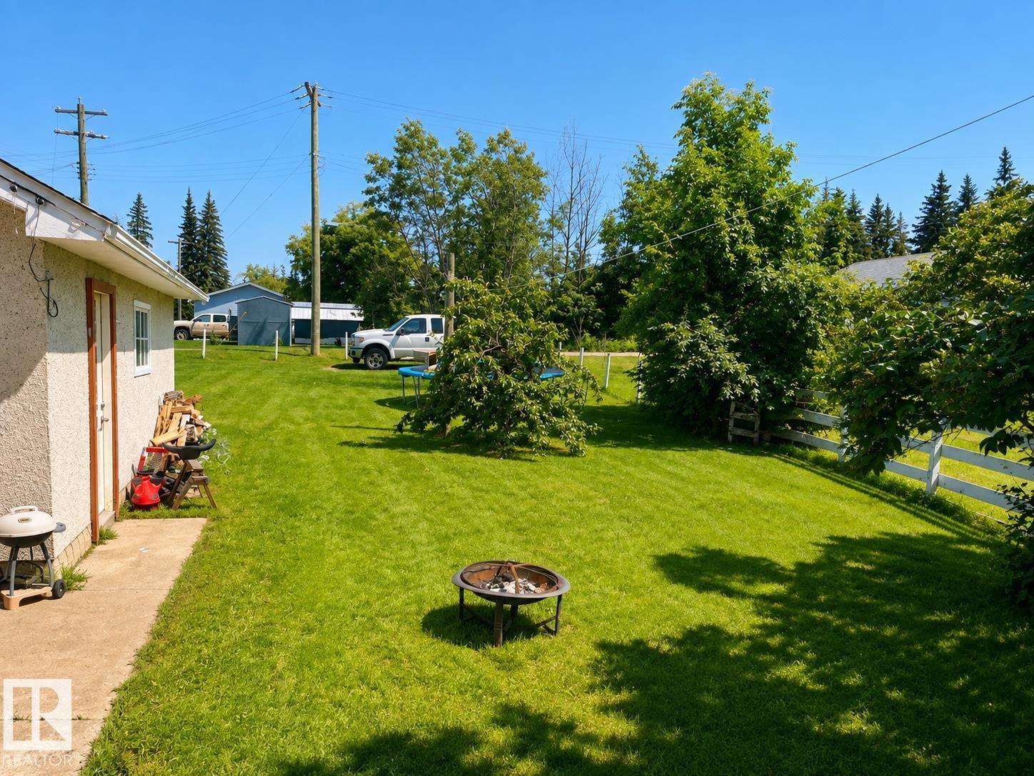 4817 52 Street, Glendon, AB - Outdoor