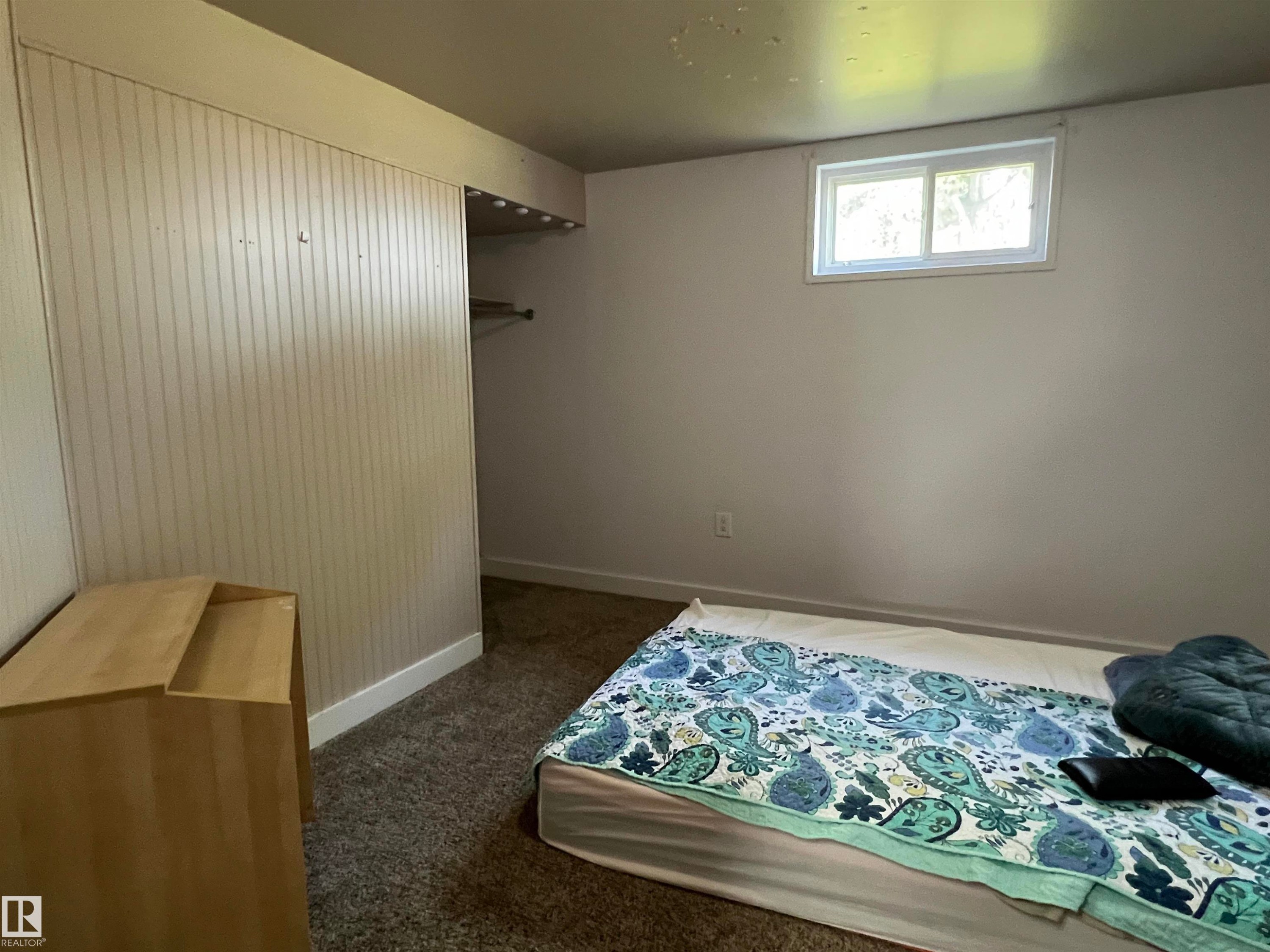 4764 43 St., Drayton Valley, AB - Indoor