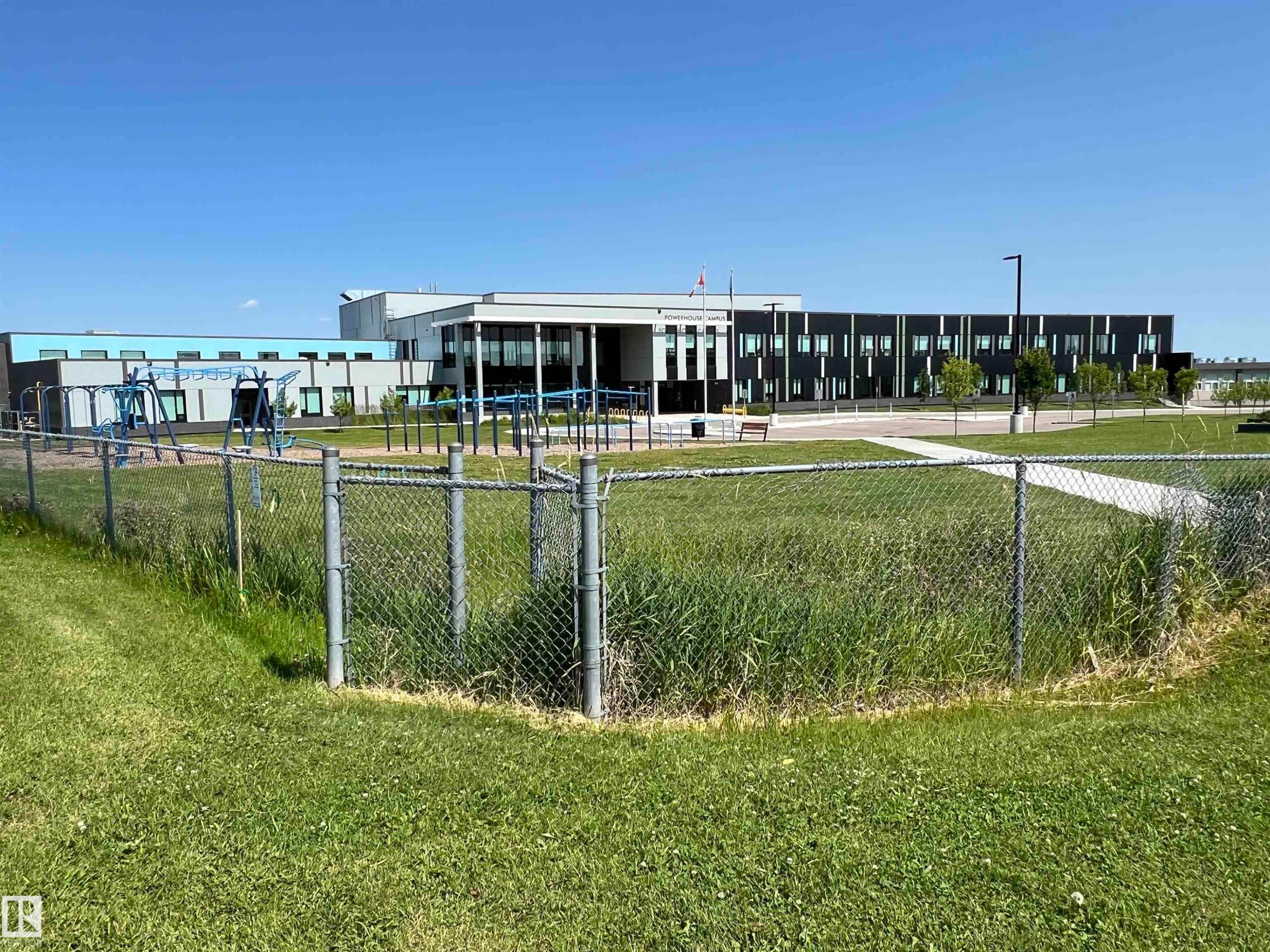 4764 43 St., Drayton Valley, AB - Outdoor