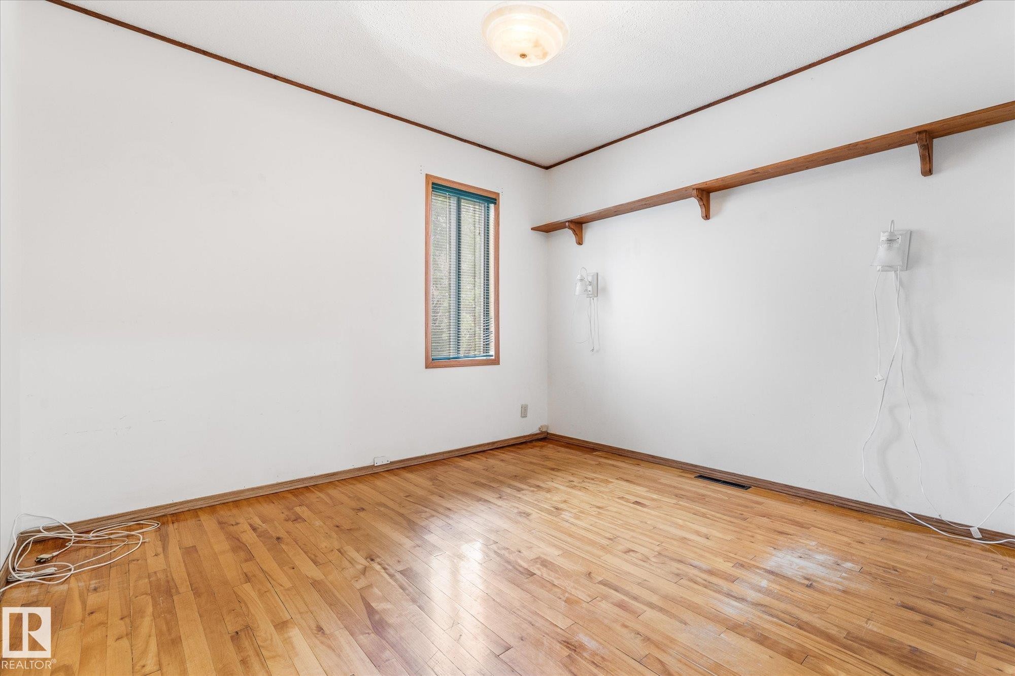 53006 Rge Road 14, Rural Parkland County, AB - Indoor Photo Showing Other Room