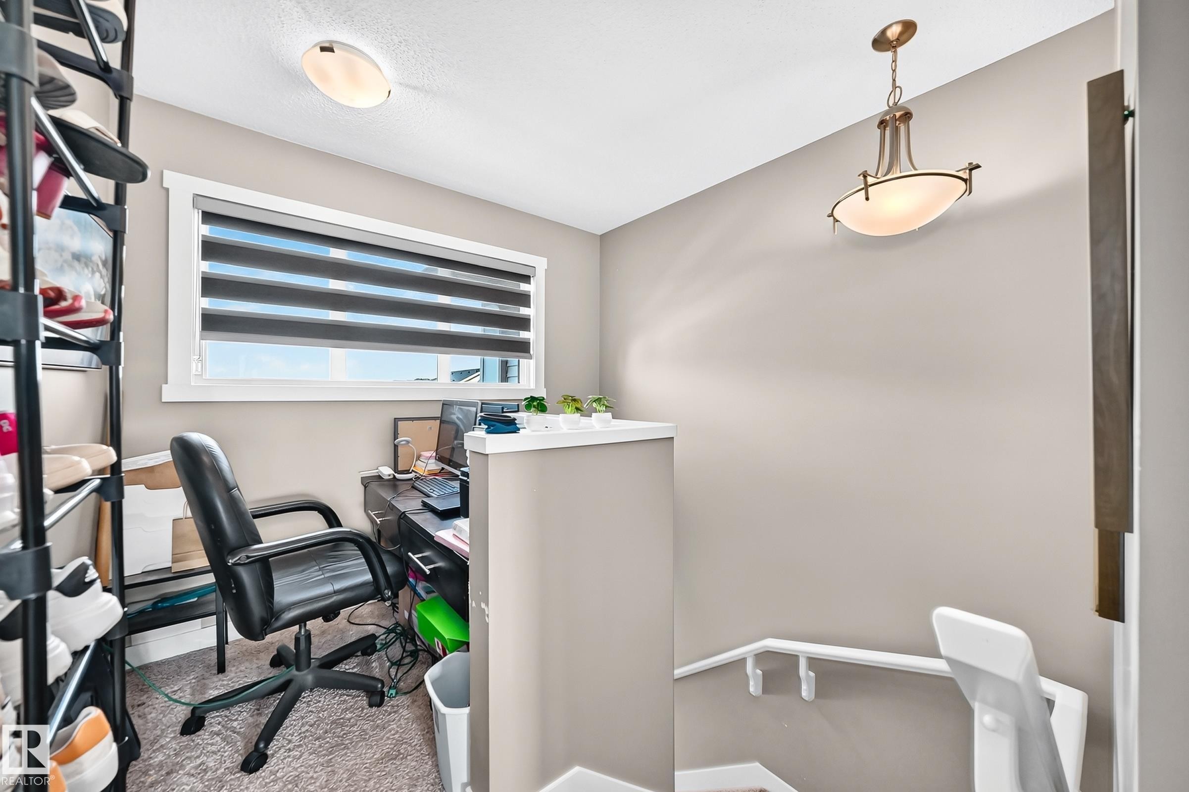 689 Black Boulevard, Leduc, AB - Indoor Photo Showing Office