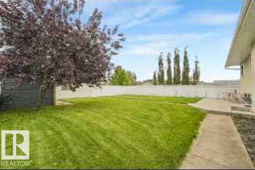 8712 137 Avenue Nw, Edmonton, AB - Outdoor With View