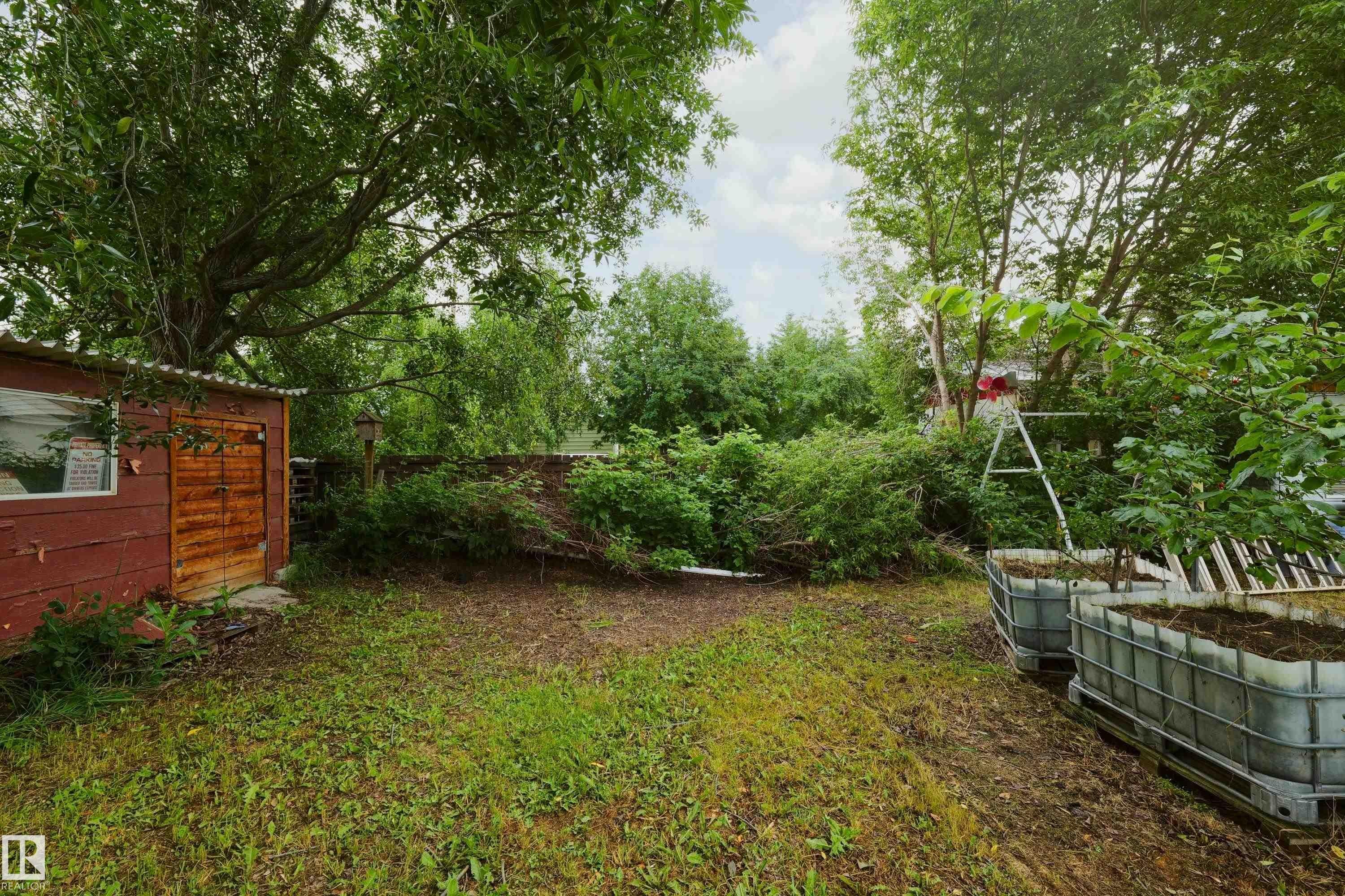 4510 55 Avenue, Barrhead, AB - Outdoor