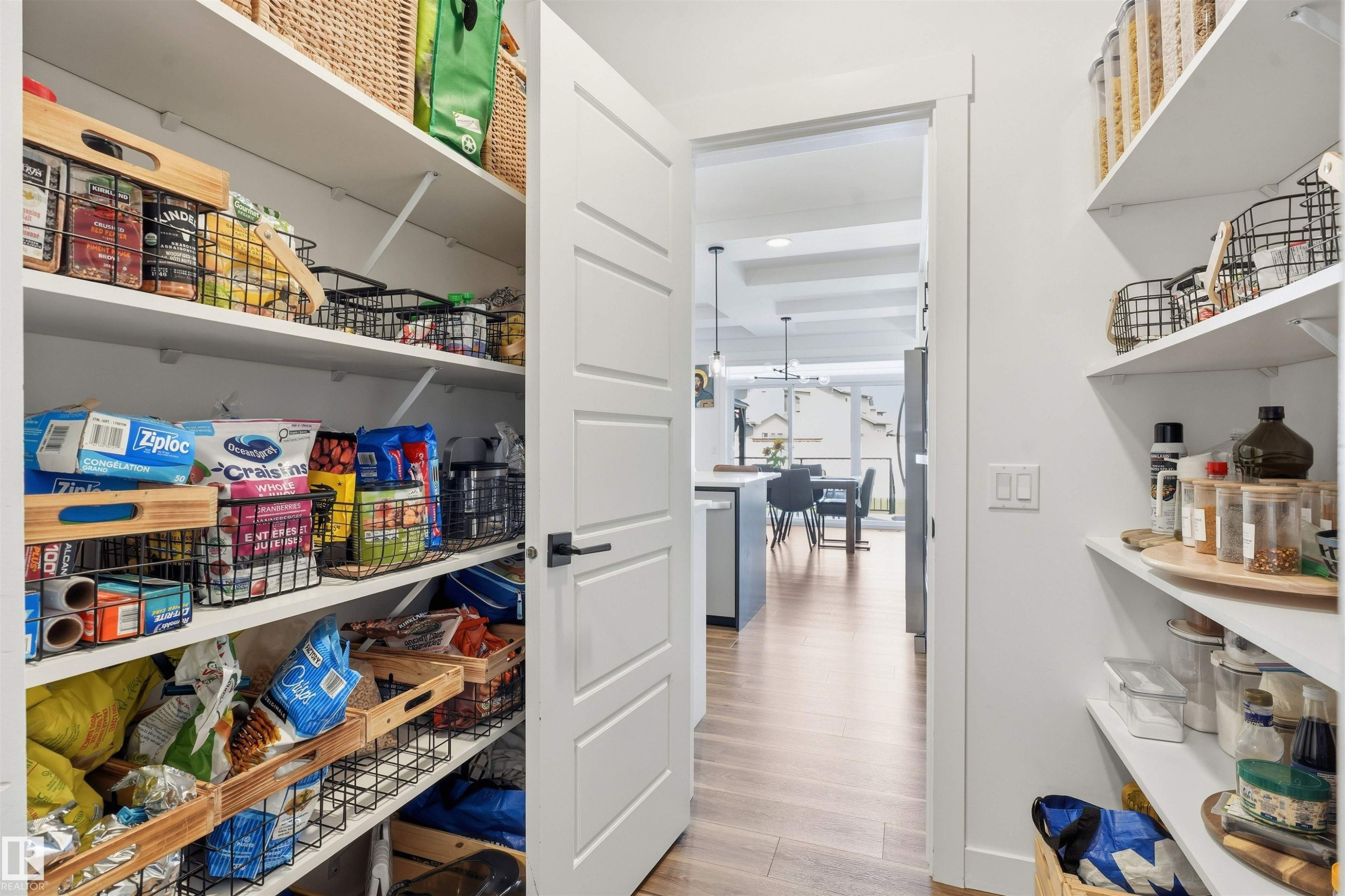 4618 170A Avenue Nw, Edmonton, AB - Indoor With Storage