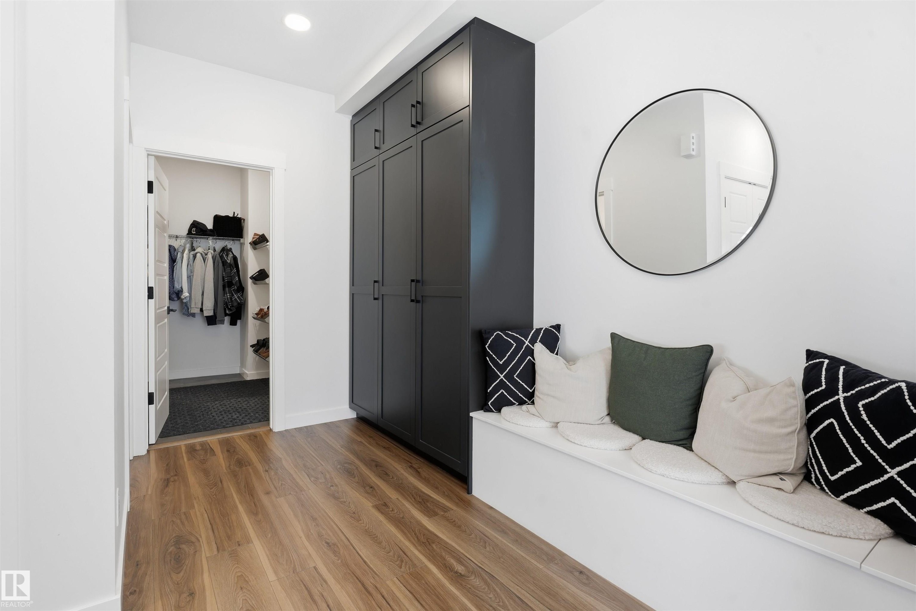 4618 170A Avenue Nw, Edmonton, AB - Indoor Photo Showing Other Room