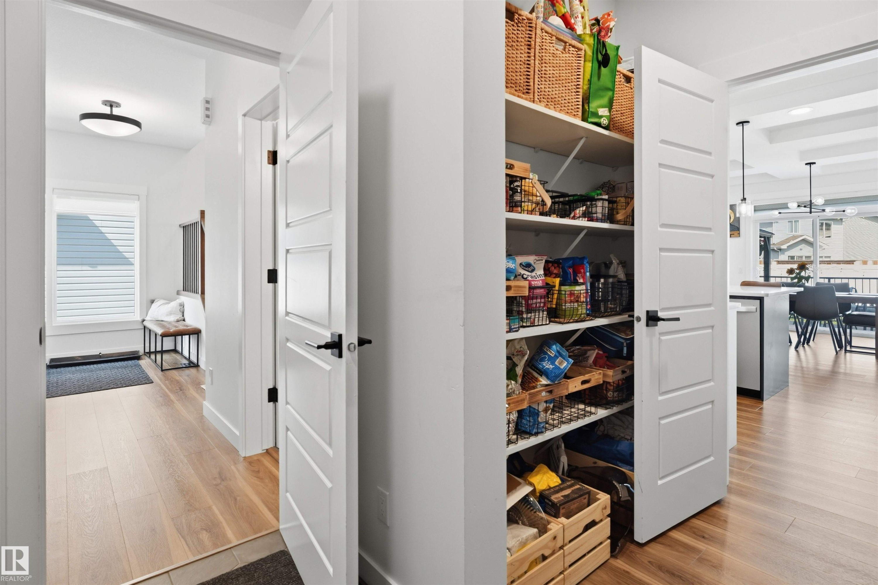 4618 170A Avenue Nw, Edmonton, AB - Indoor Photo Showing Other Room