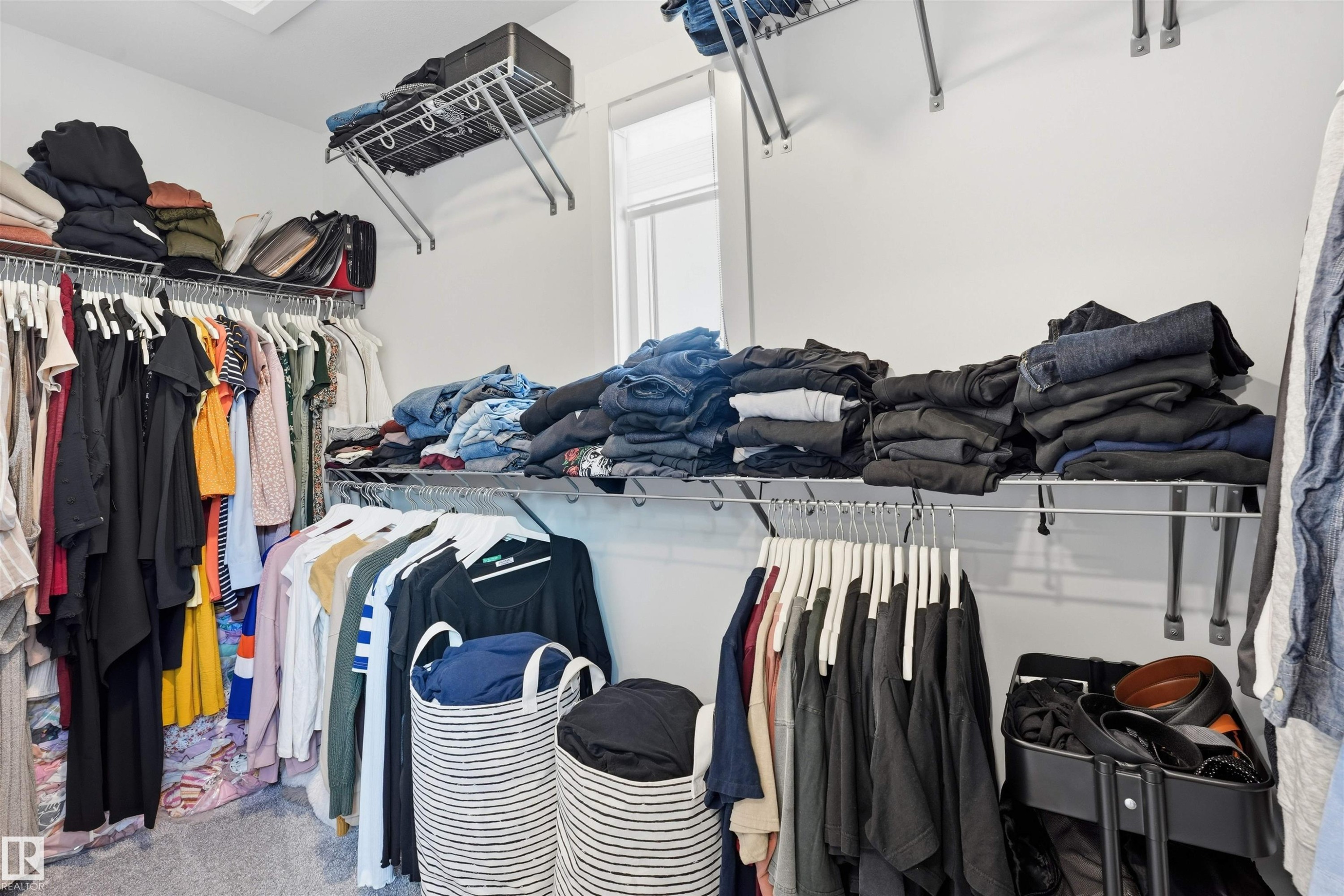 4618 170A Avenue Nw, Edmonton, AB - Indoor With Storage