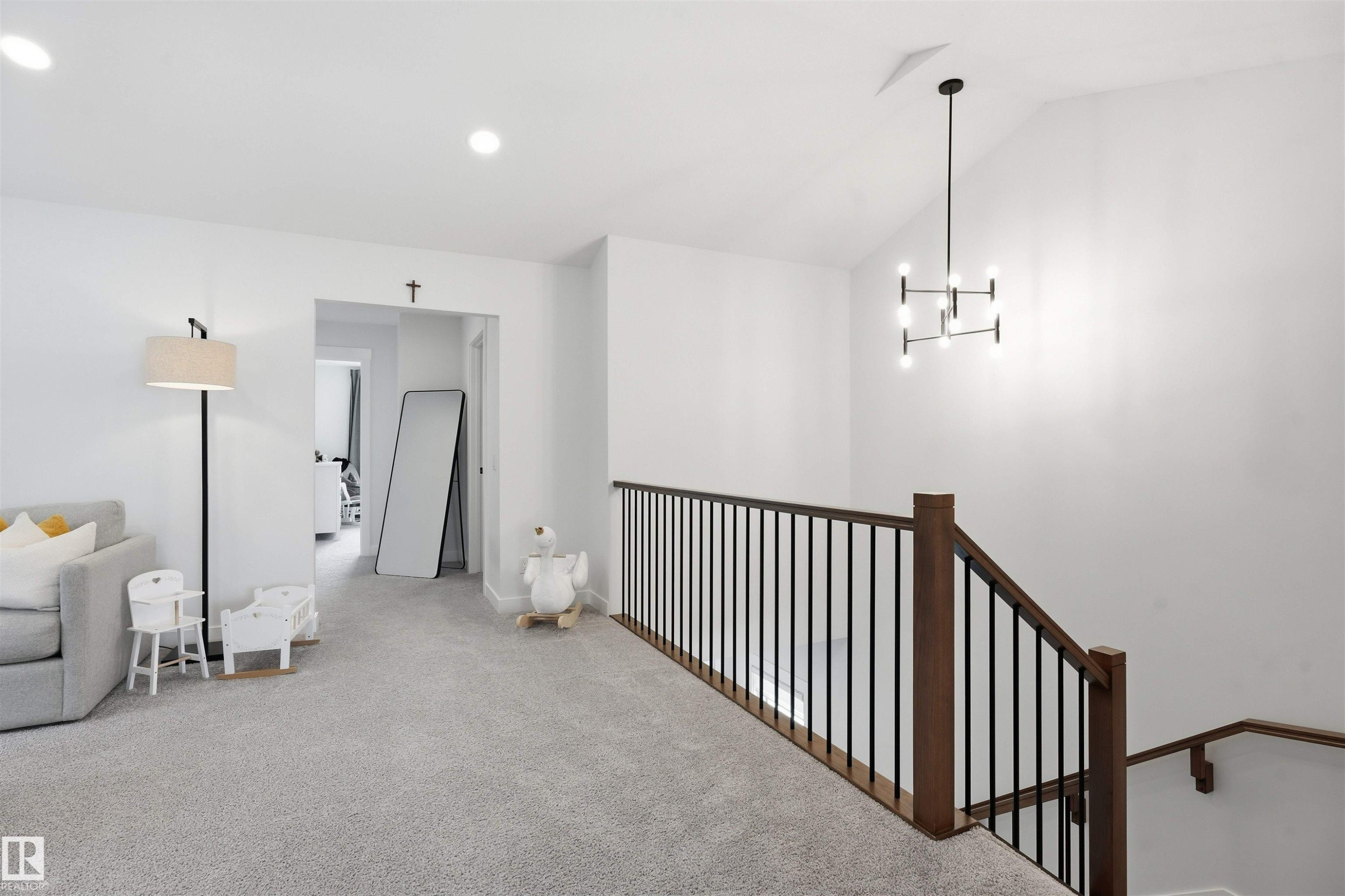 4618 170A Avenue Nw, Edmonton, AB - Indoor Photo Showing Other Room