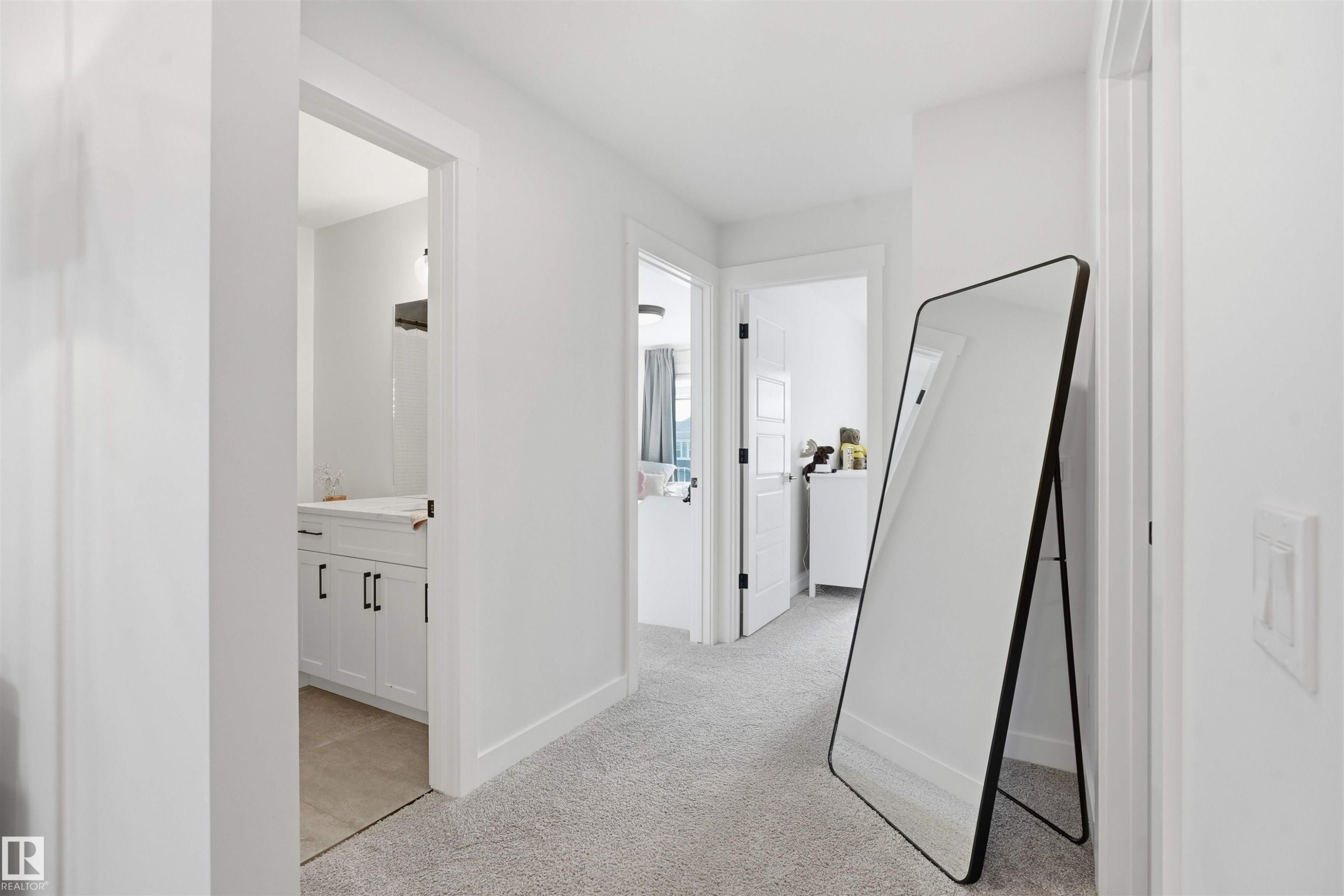 4618 170A Avenue Nw, Edmonton, AB - Indoor Photo Showing Other Room